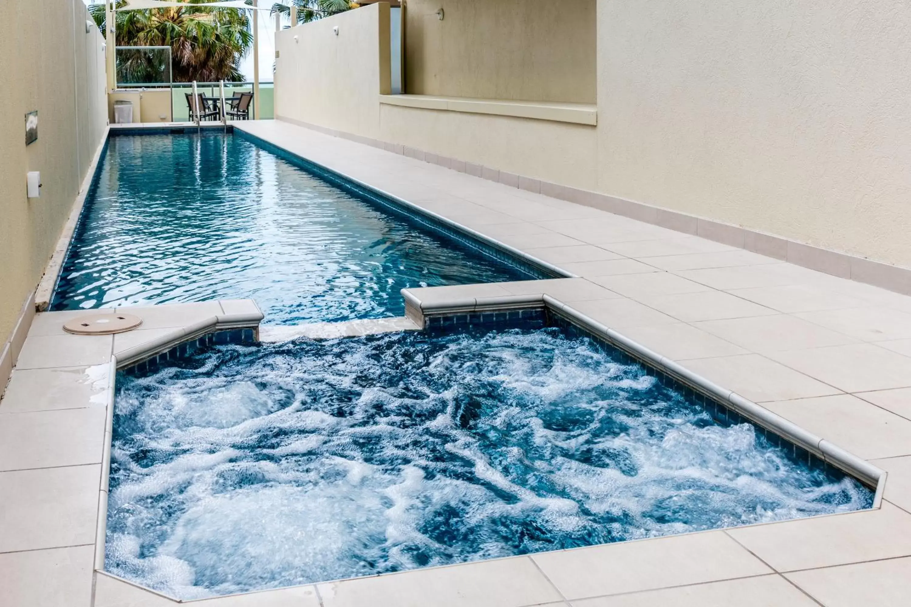 Swimming Pool in Malibu Apartments