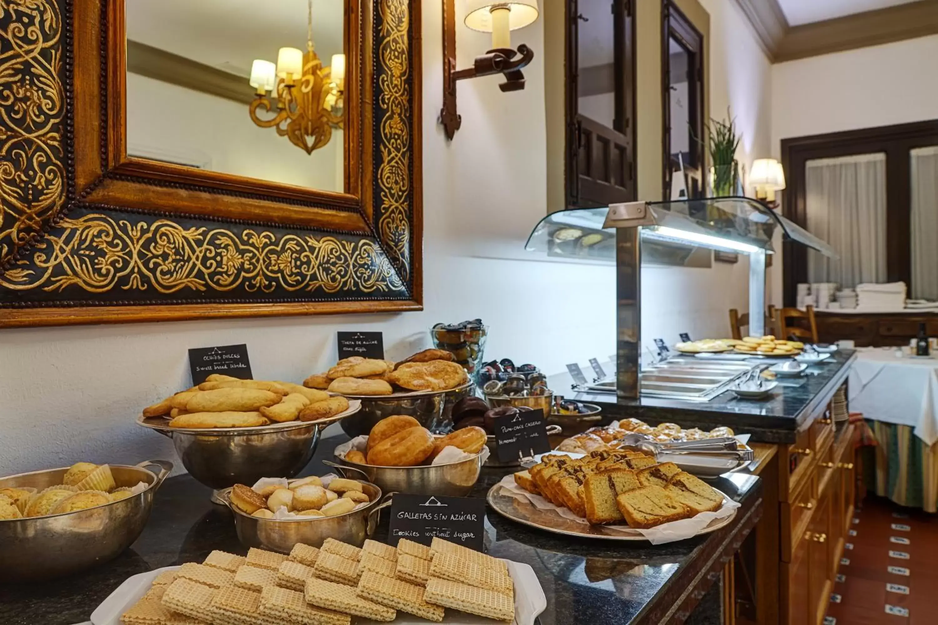 Buffet breakfast in Parador de Ubeda