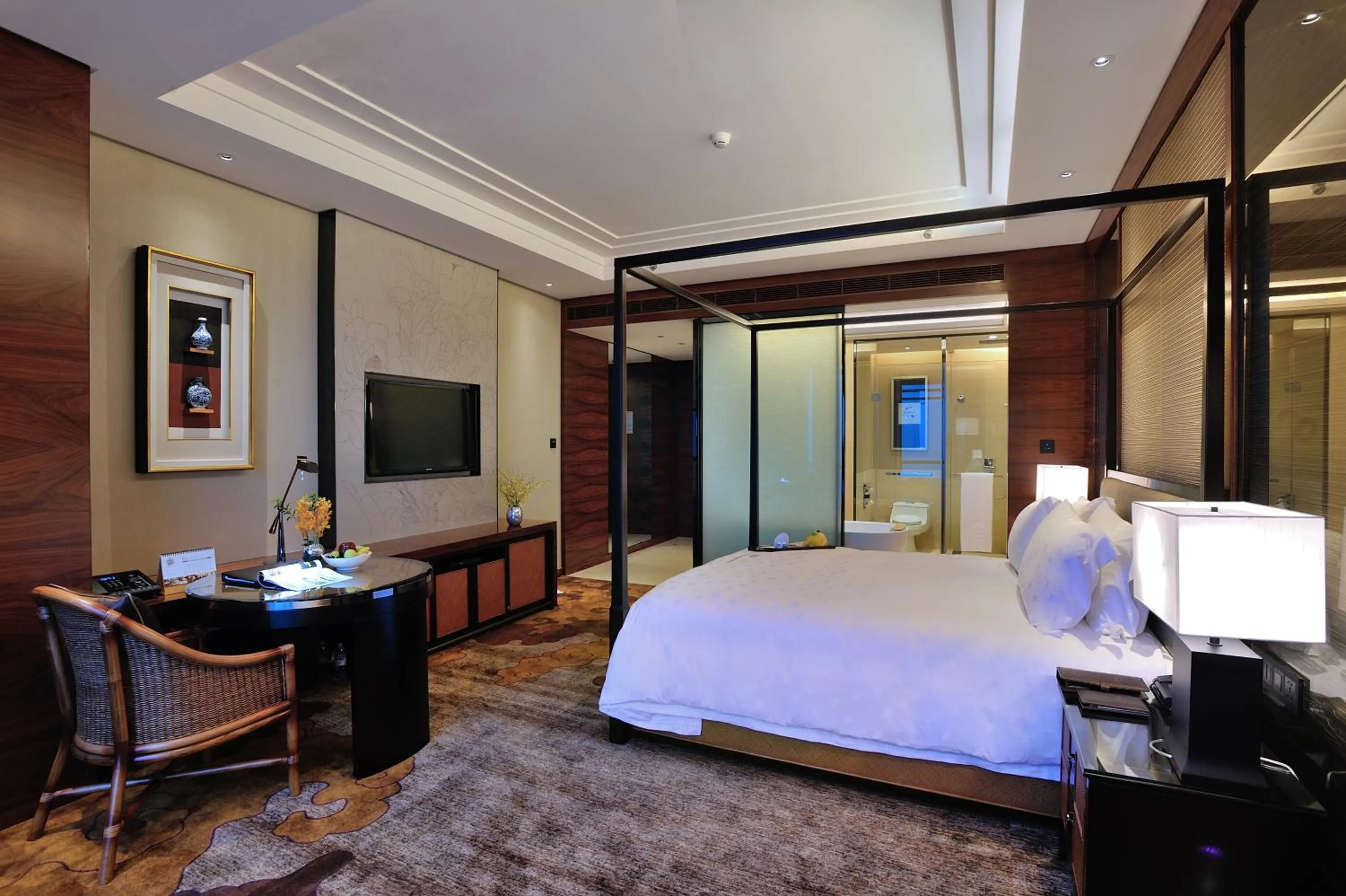 Photo of the whole room, Bed in Dongguan Kande International Hotel