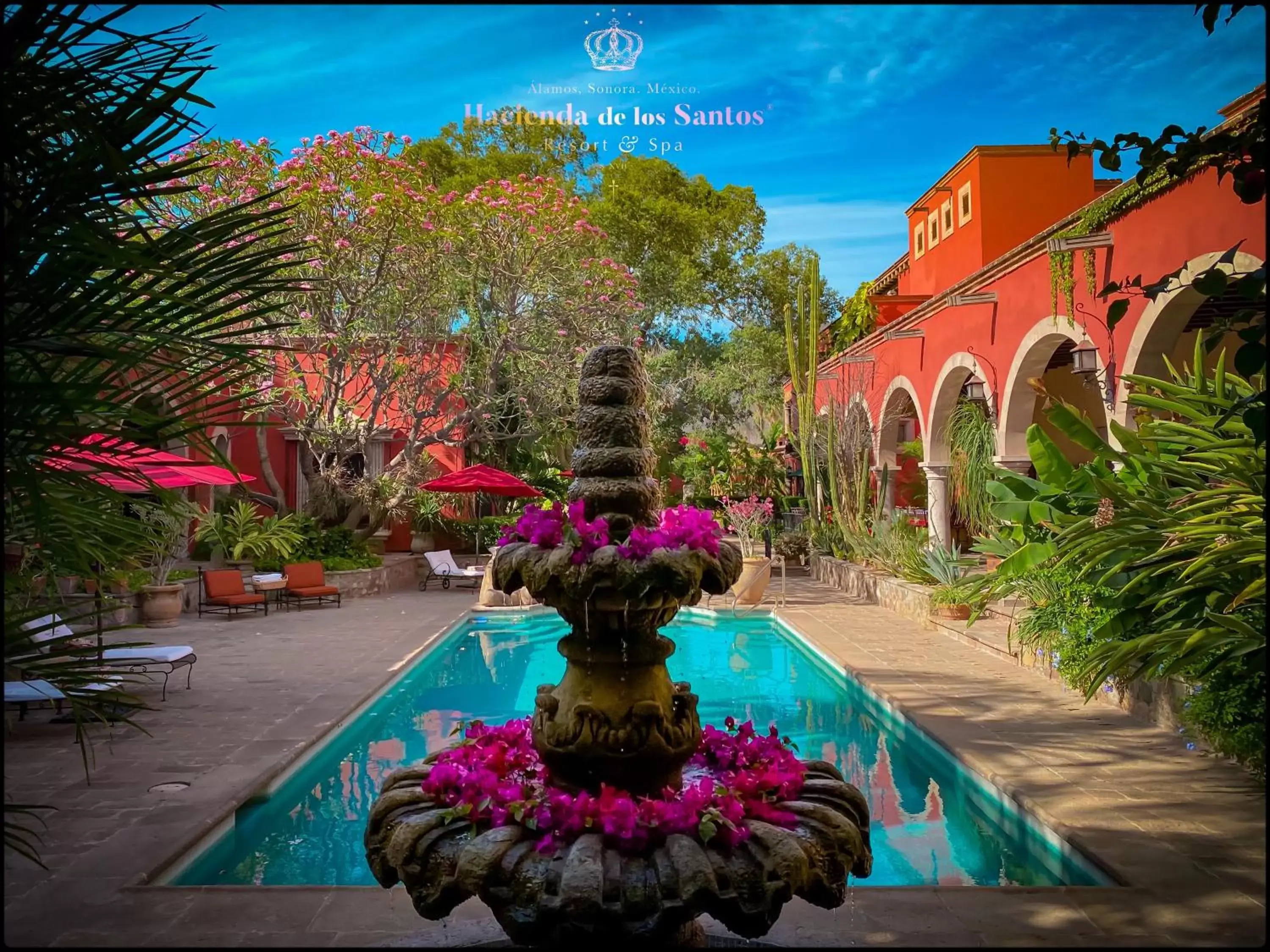 Swimming pool in Hacienda de los Santos