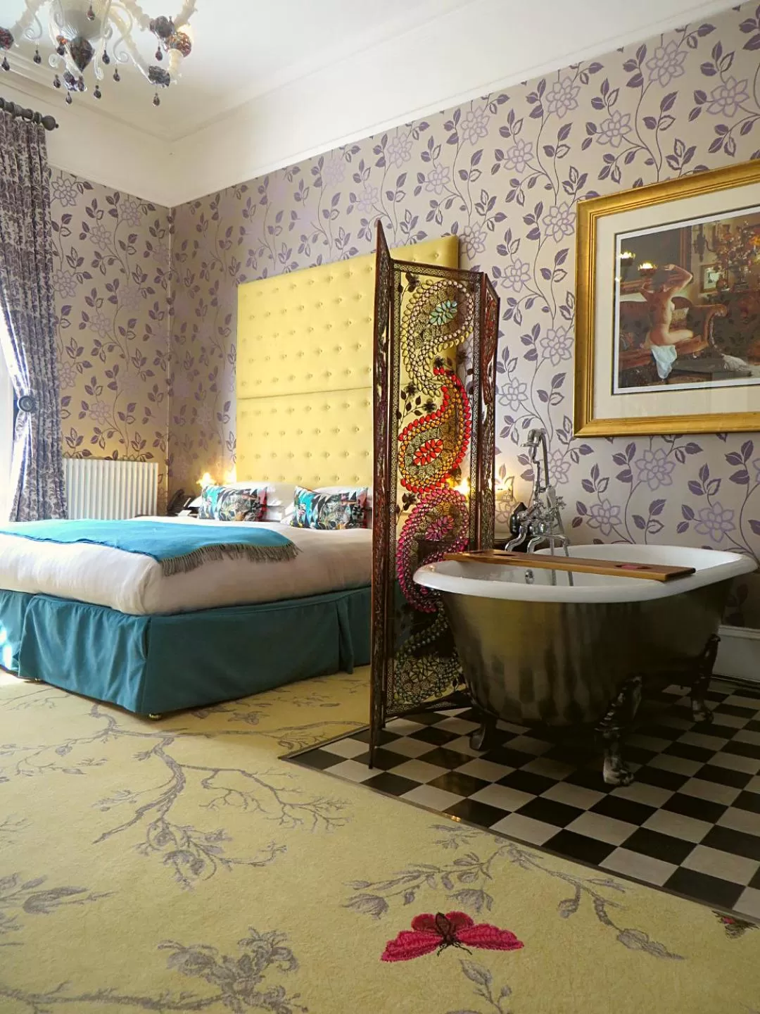 Bed in 24 Royal Terrace