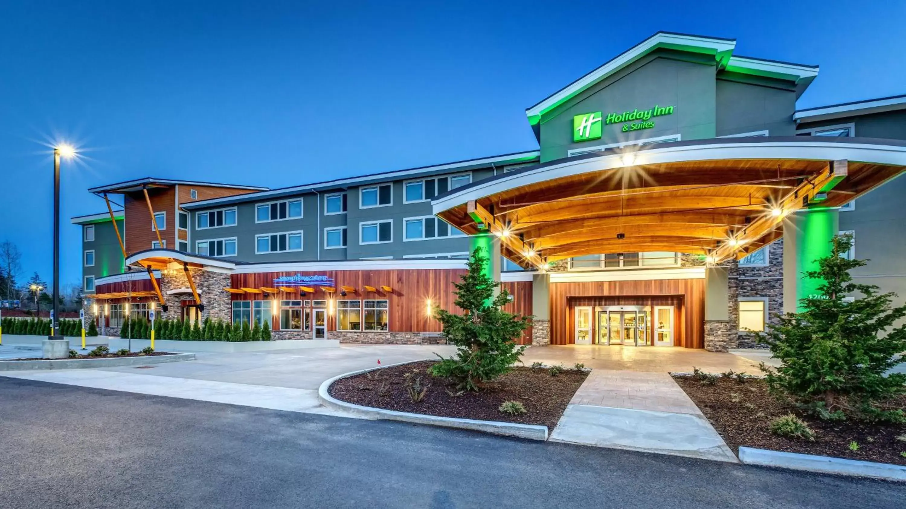 Property Building in Holiday Inn Bellingham, an IHG Hotel