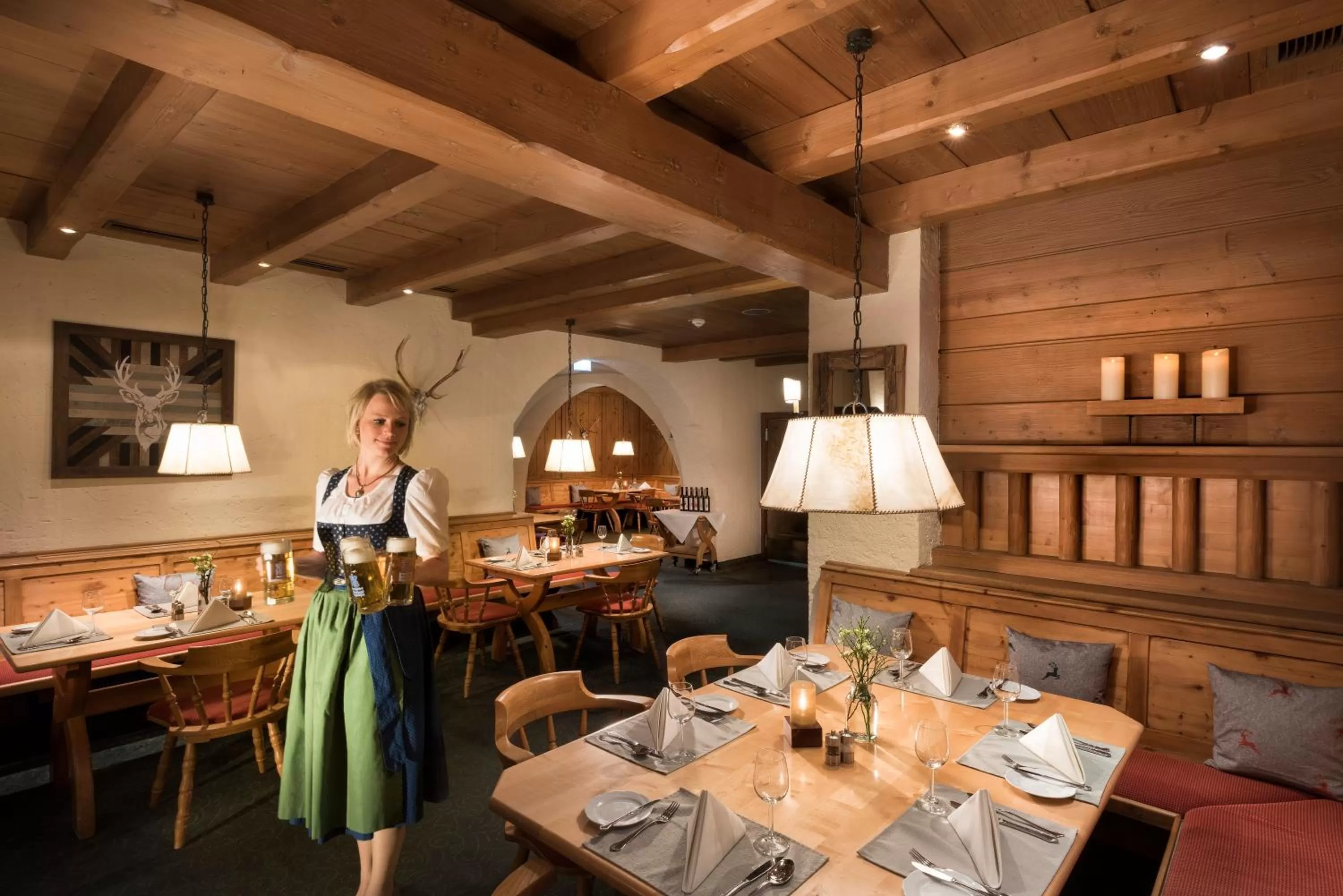 Restaurant/places to eat in Mercure Hotel Garmisch Partenkirchen