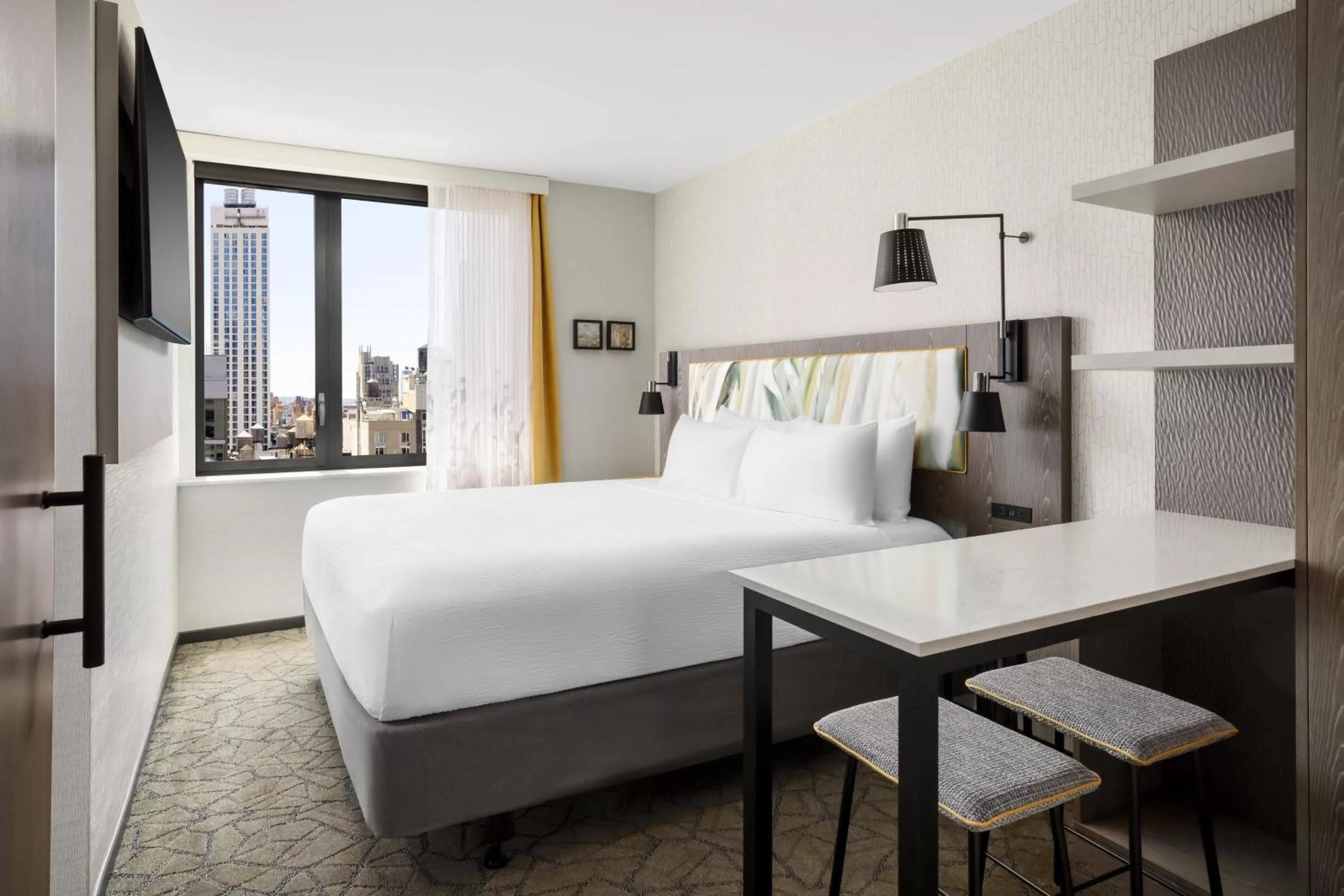 Photo of the whole room, Bed in TownePlace Suites by Marriott New York Manhattan/Chelsea