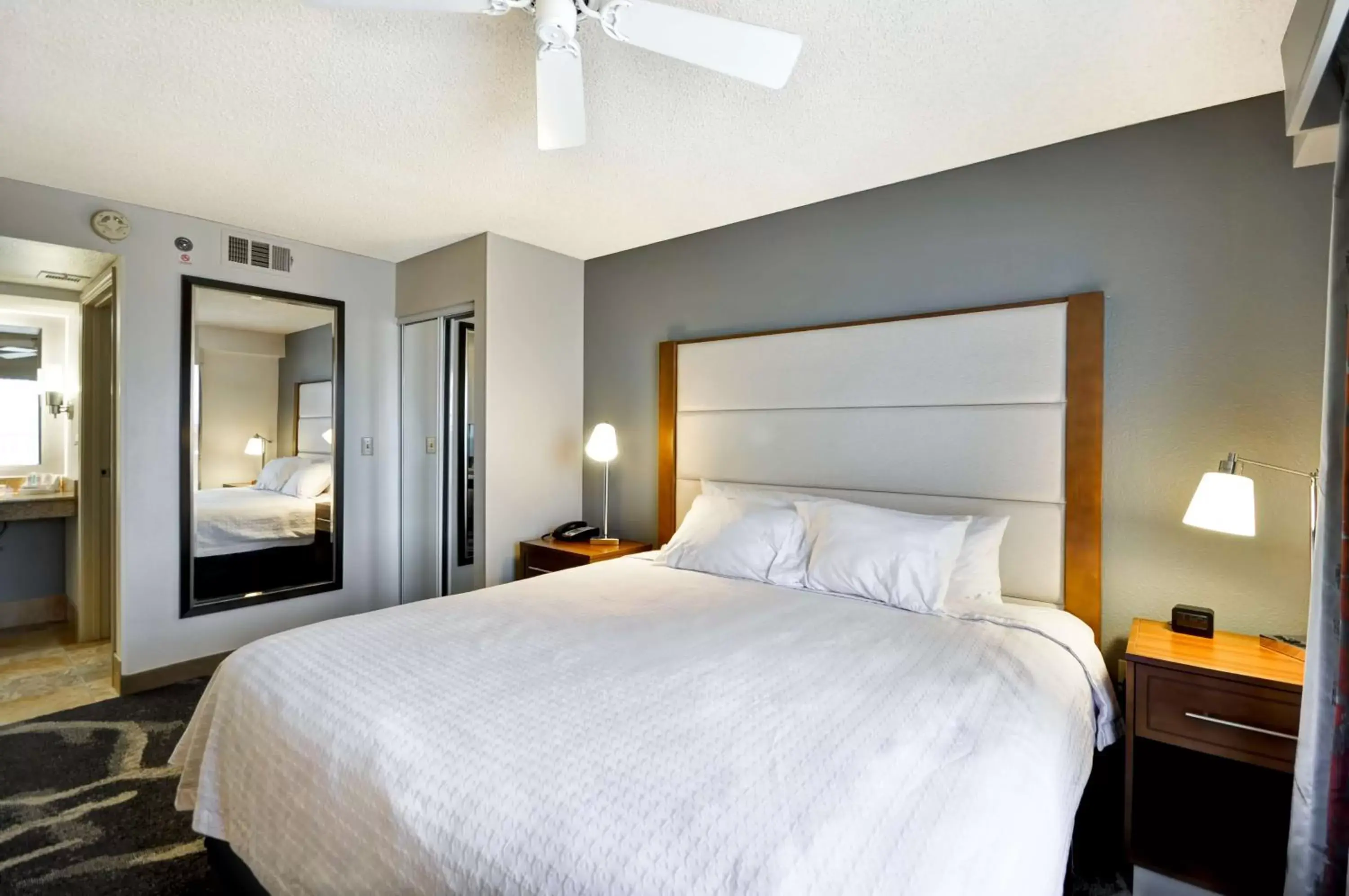 Bed in Homewood Suites by Hilton Phoenix-Biltmore