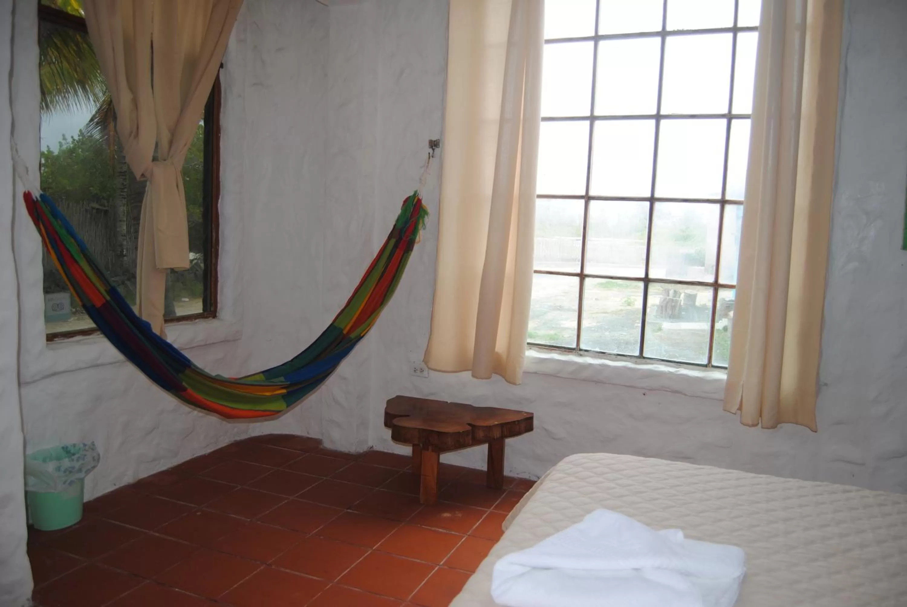 Bedroom, Bed in Hostal Galapagos by Bar de Beto