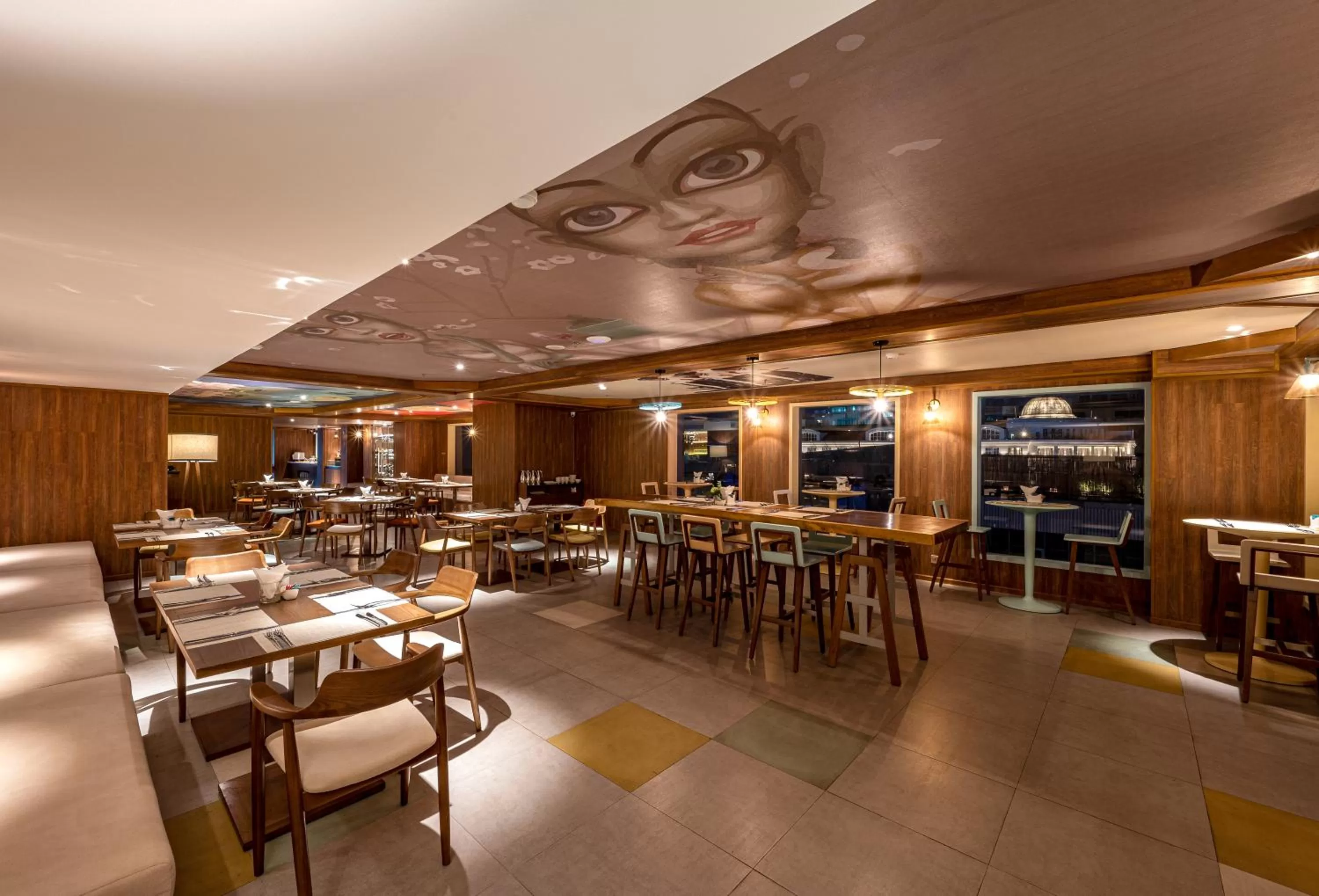 Restaurant/places to eat in Icon Saigon - LifeStyle Design Hotel