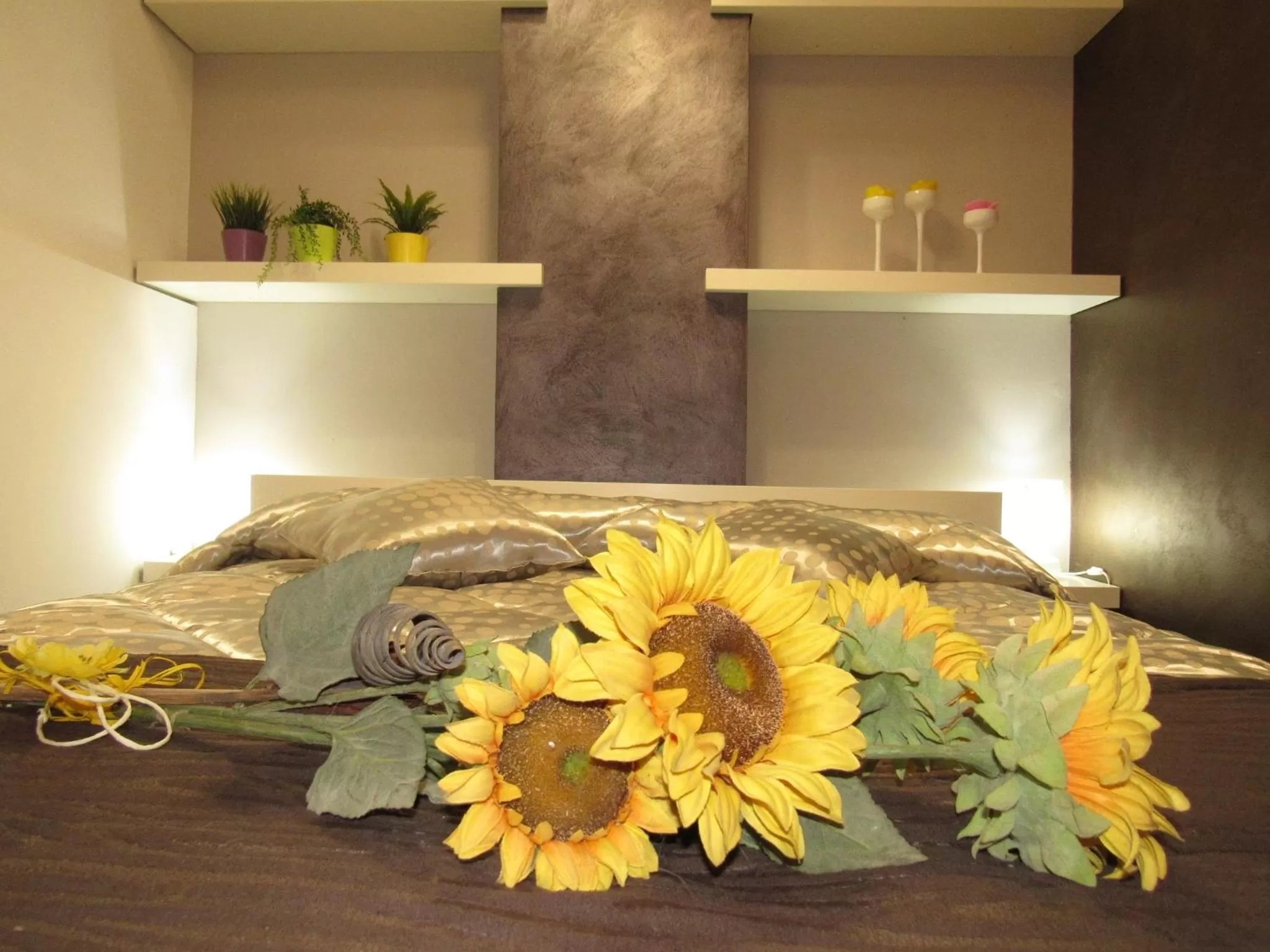 Decorative detail in La Voce del Violino