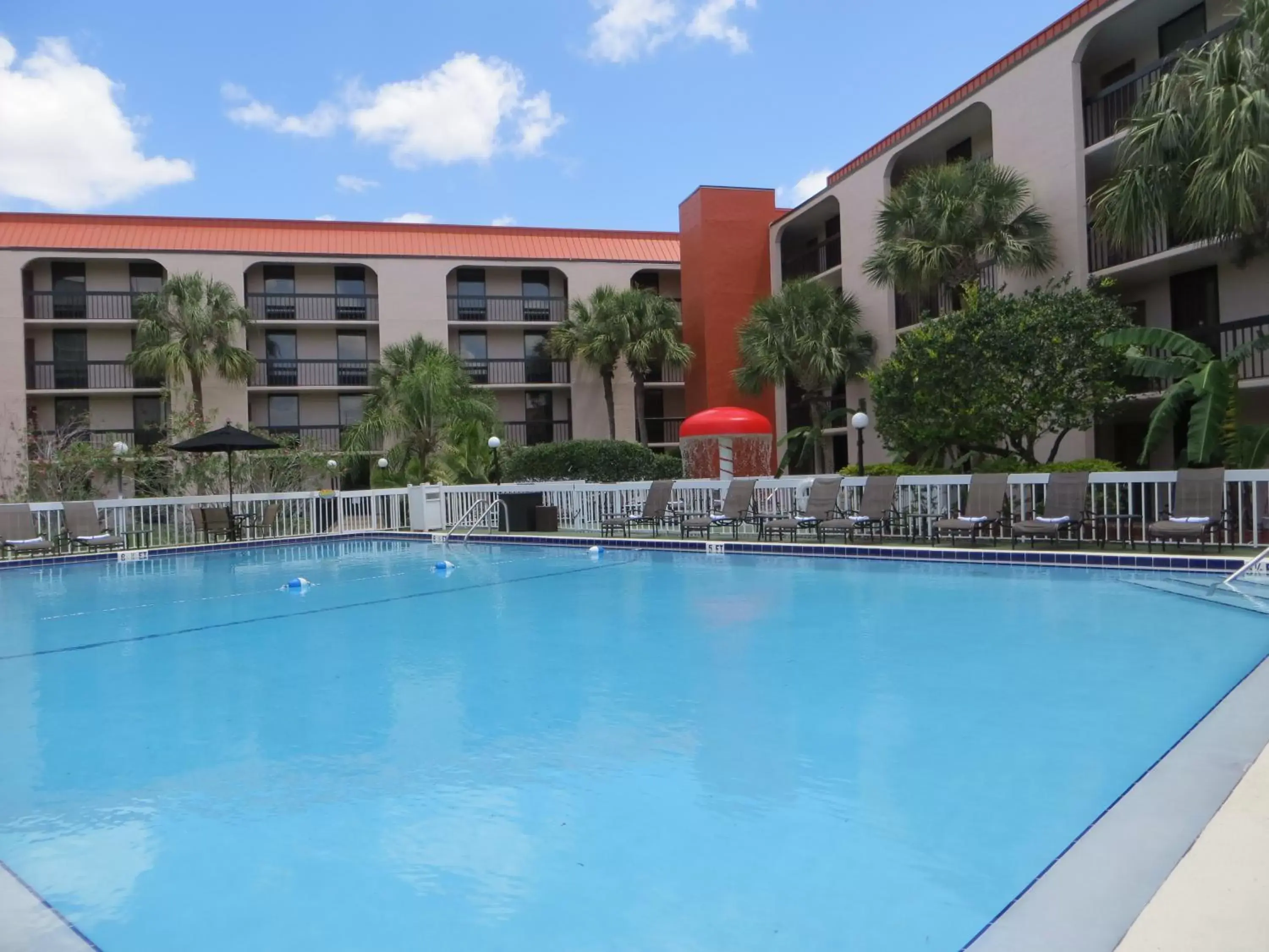 Swimming pool, Property Building in Grand Hotel Orlando at Universal Blvd