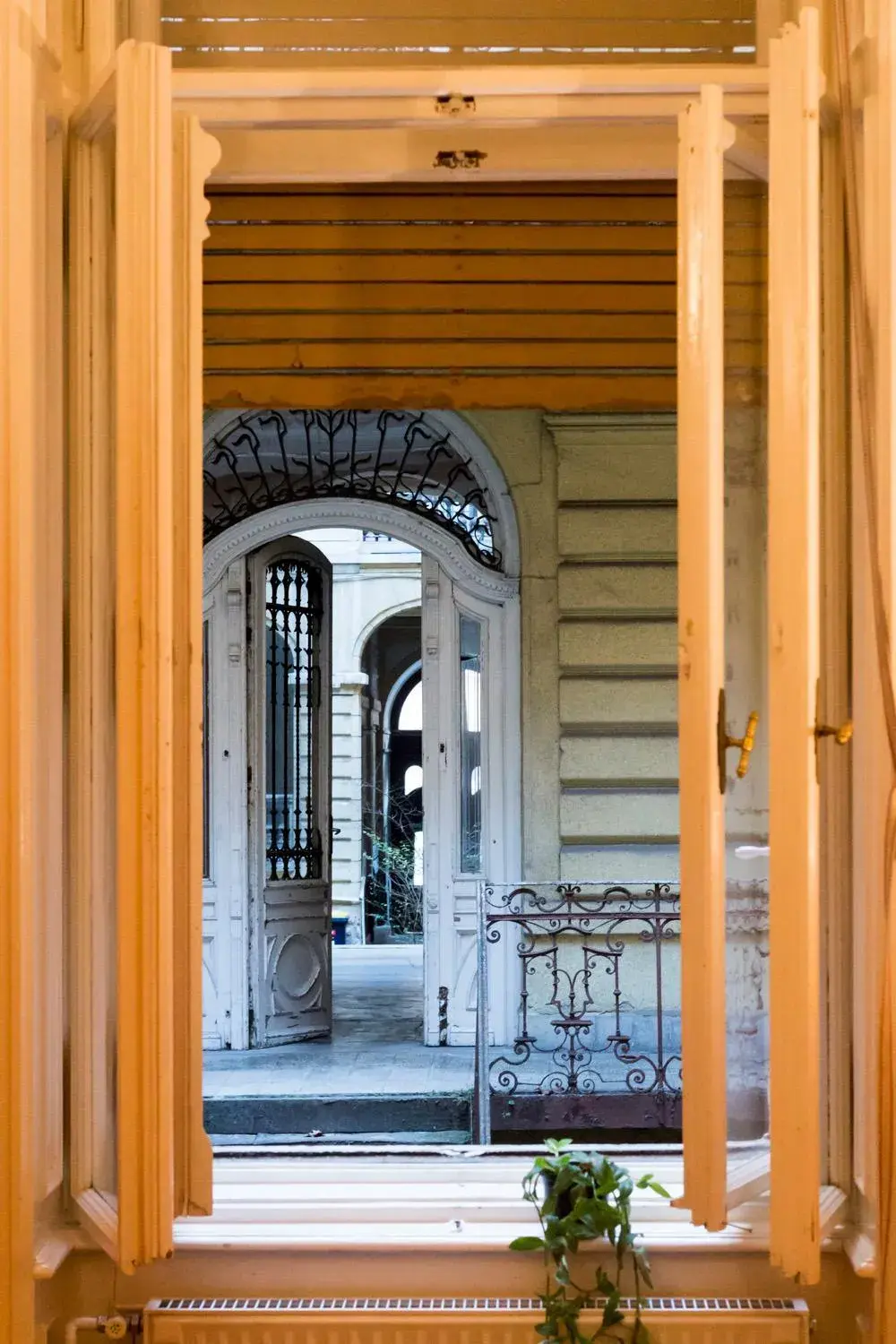 Inner courtyard view in Baroque Hostel & Coworking Inner courtyard view in Baroque Hostel & Coworking