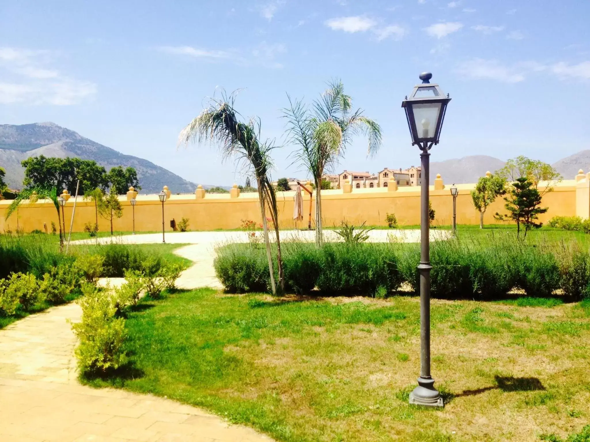 Garden in Hotel Villa Lampedusa