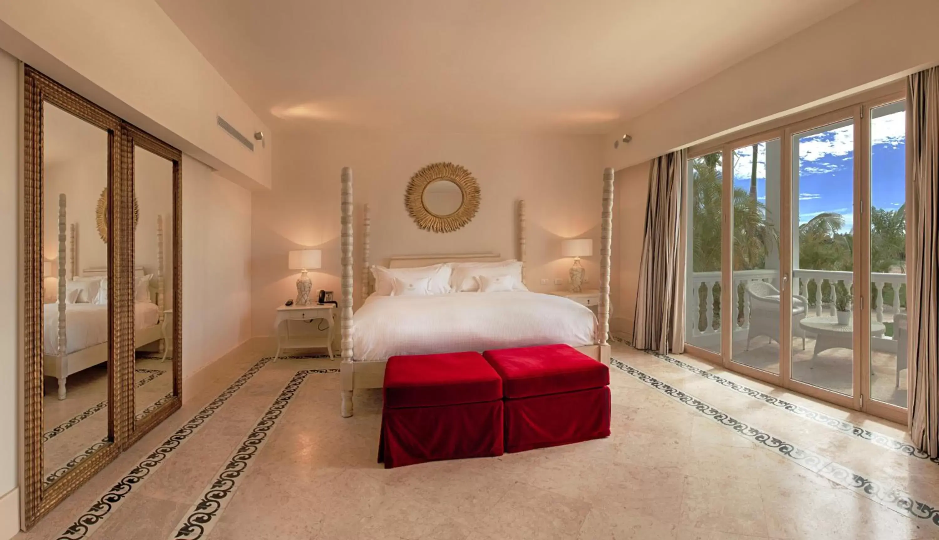 Bed in Eden Roc Cap Cana