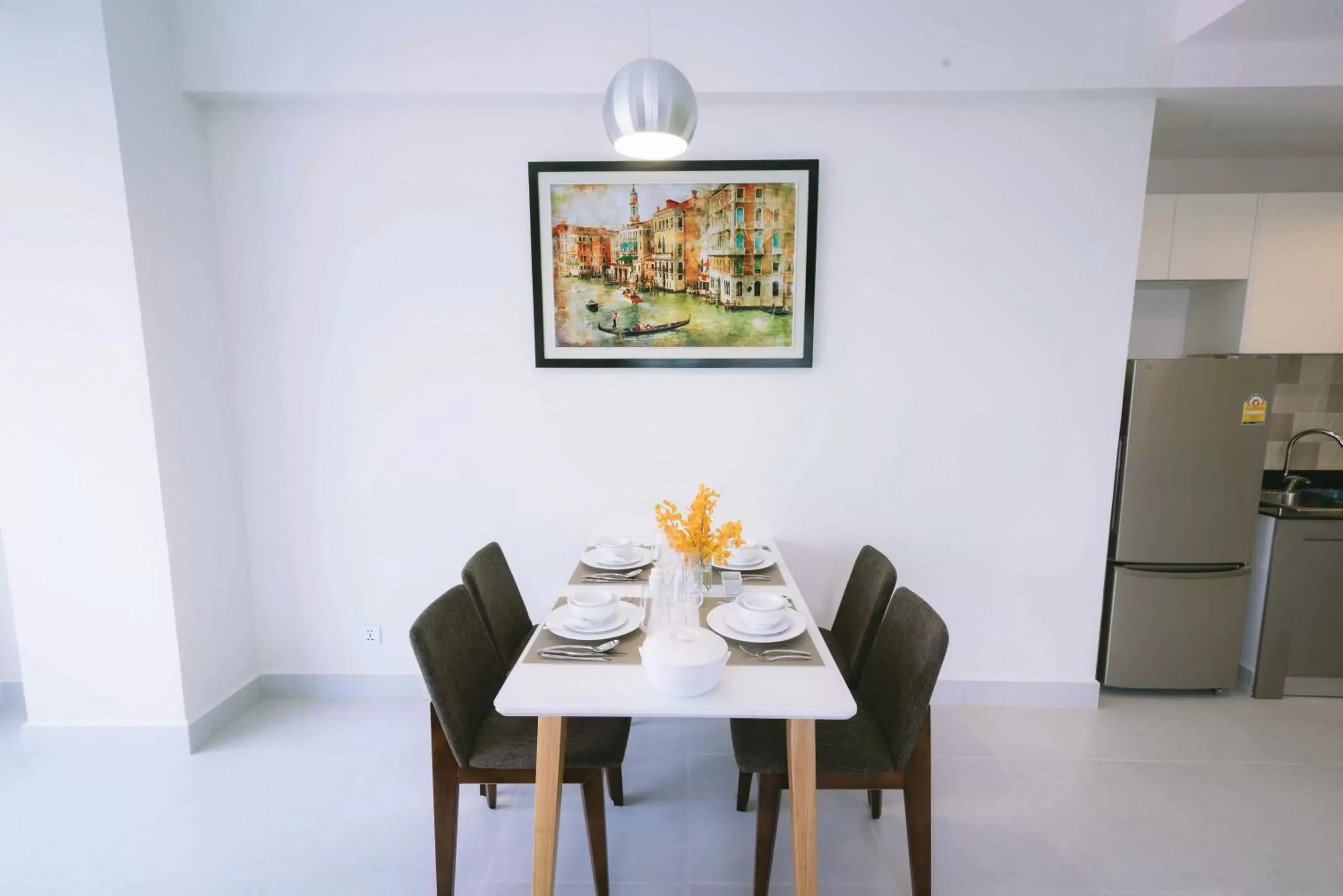 Dining Area in Sun Apartment