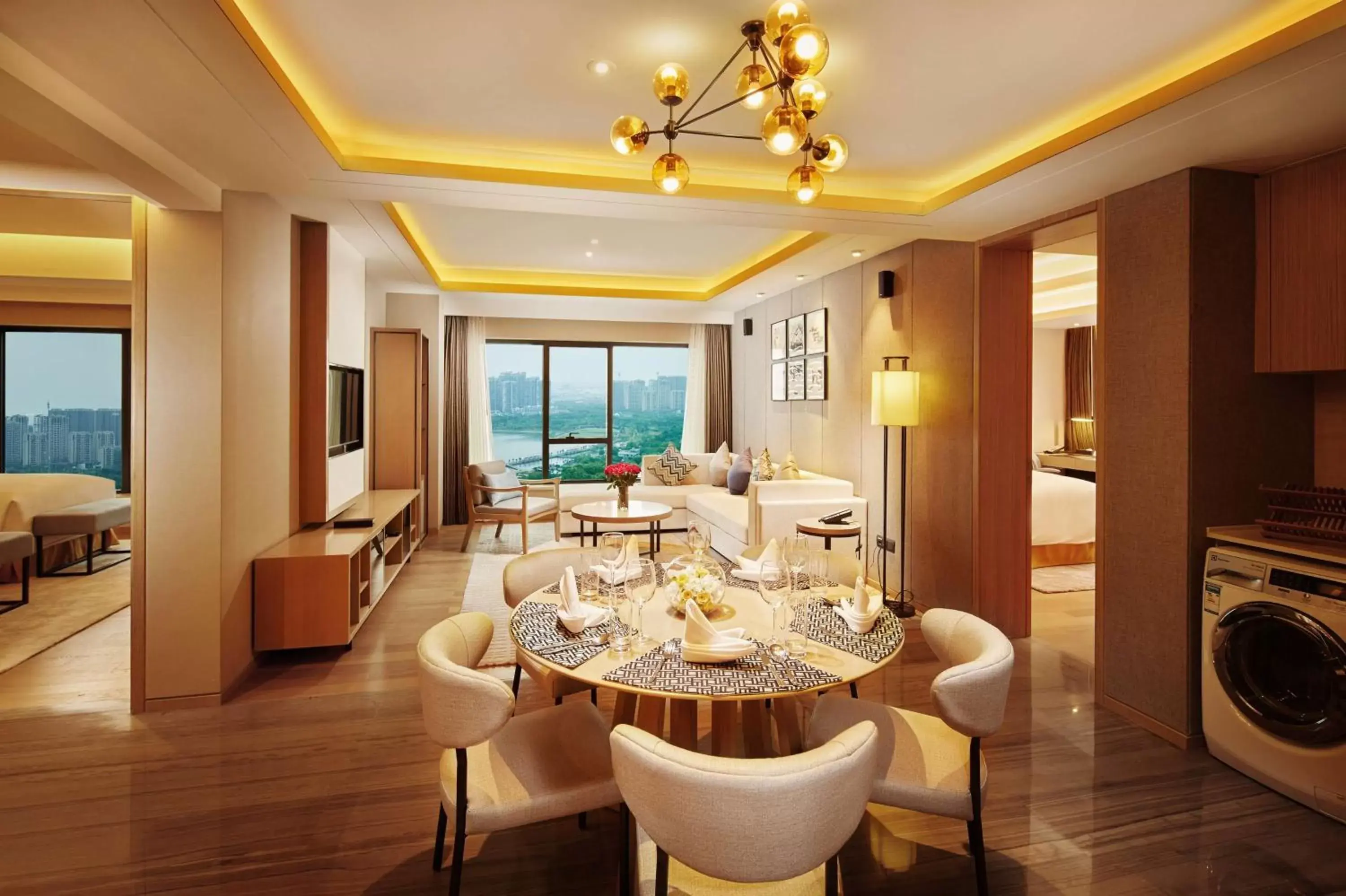 Living room, Dining Area in Hilton Suzhou