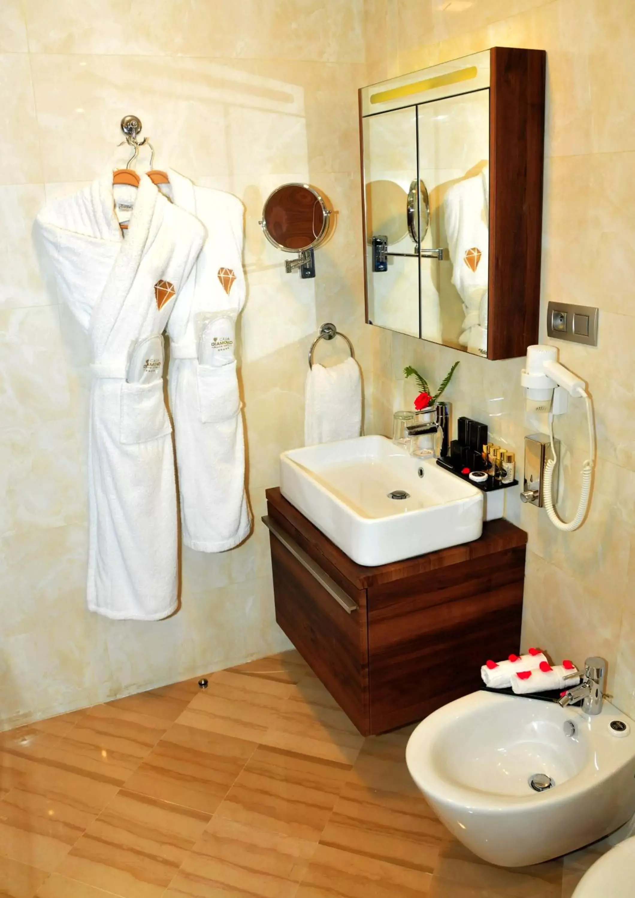 Bathroom in Suite Hotel Casa Diamond