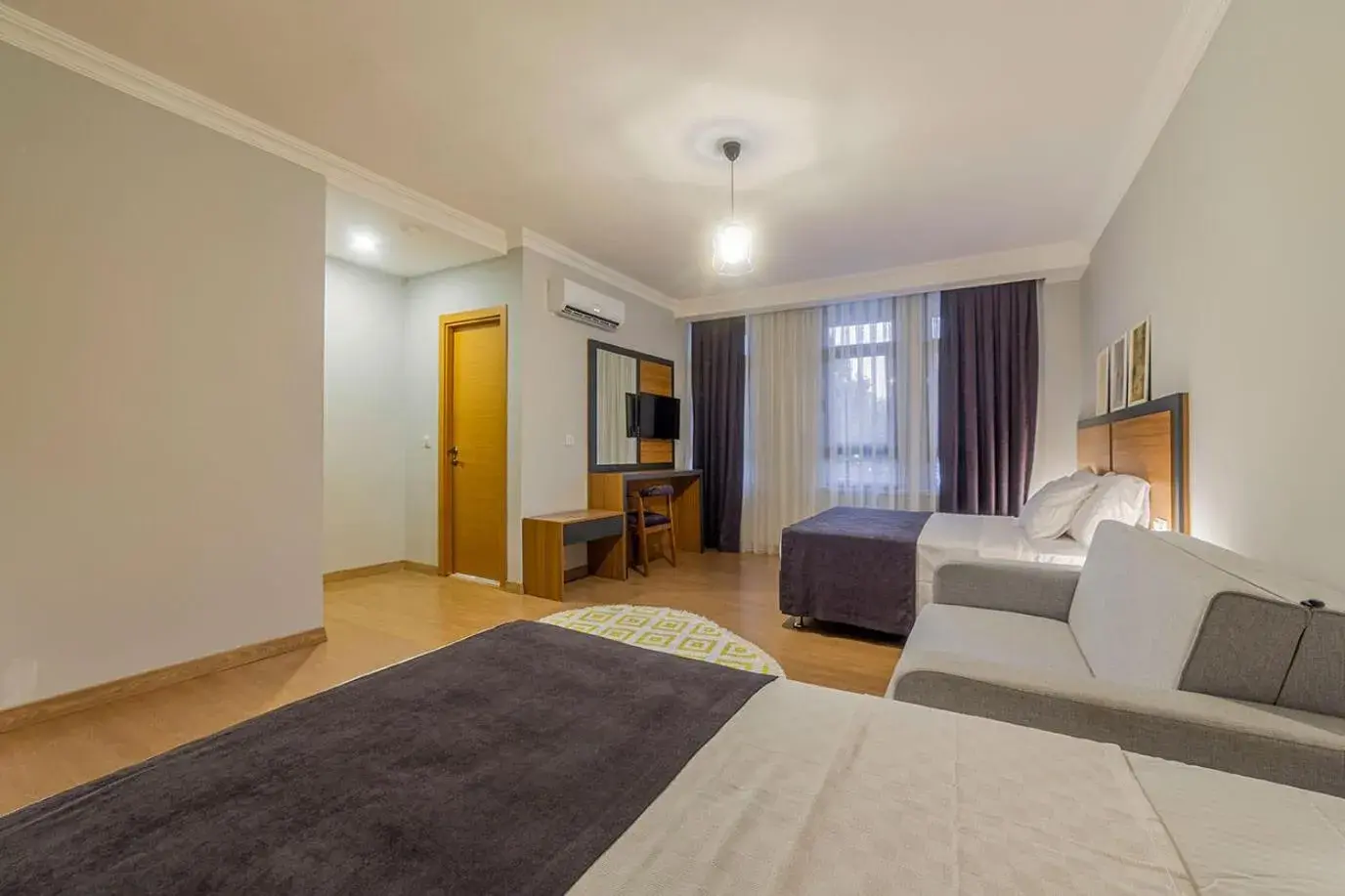 Photo of the whole room, Bed in Antalya Business Hotel Photo of the whole room, Bed in Antalya Business Hotel