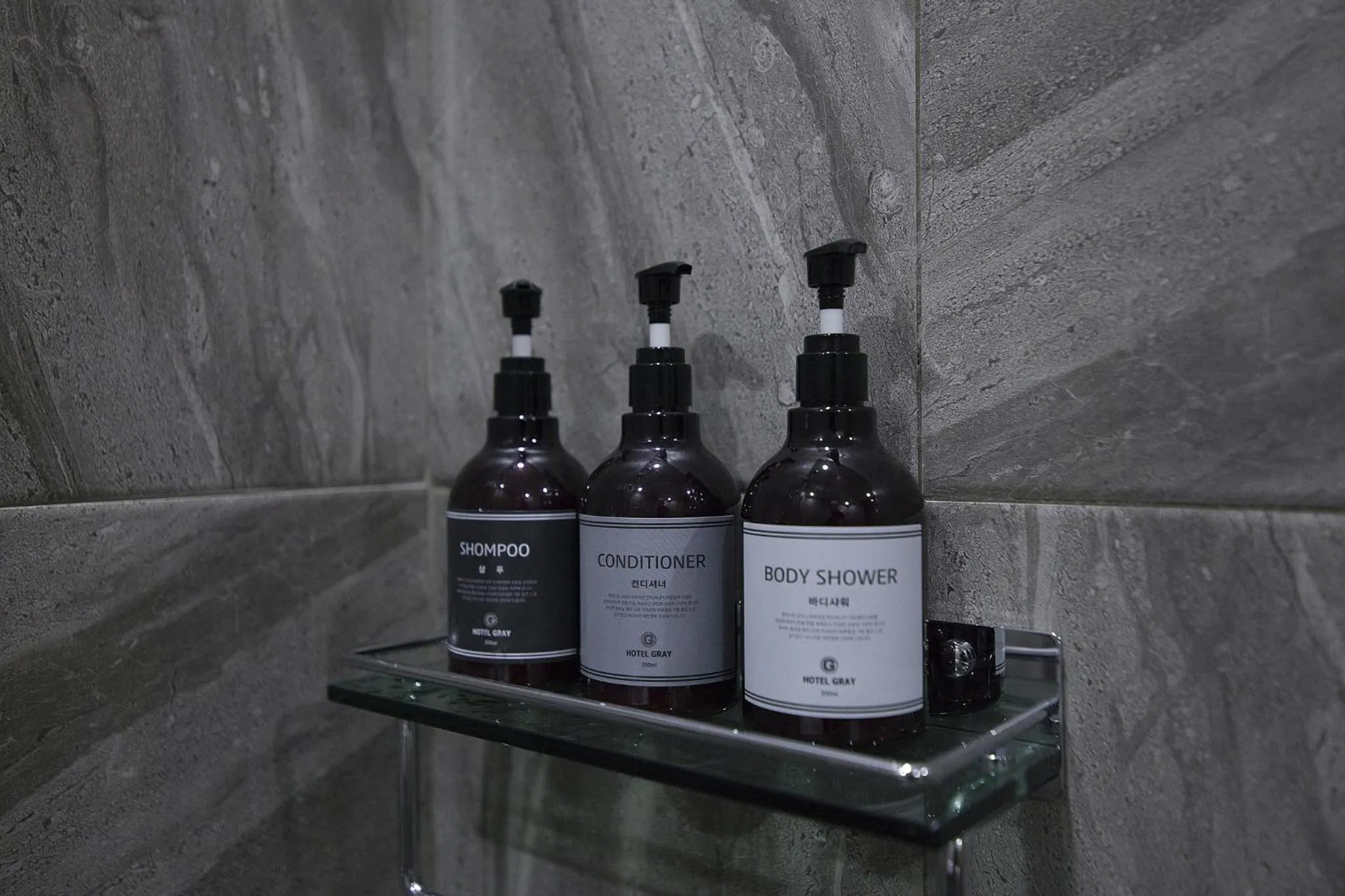 Decorative detail in Hotel Gray