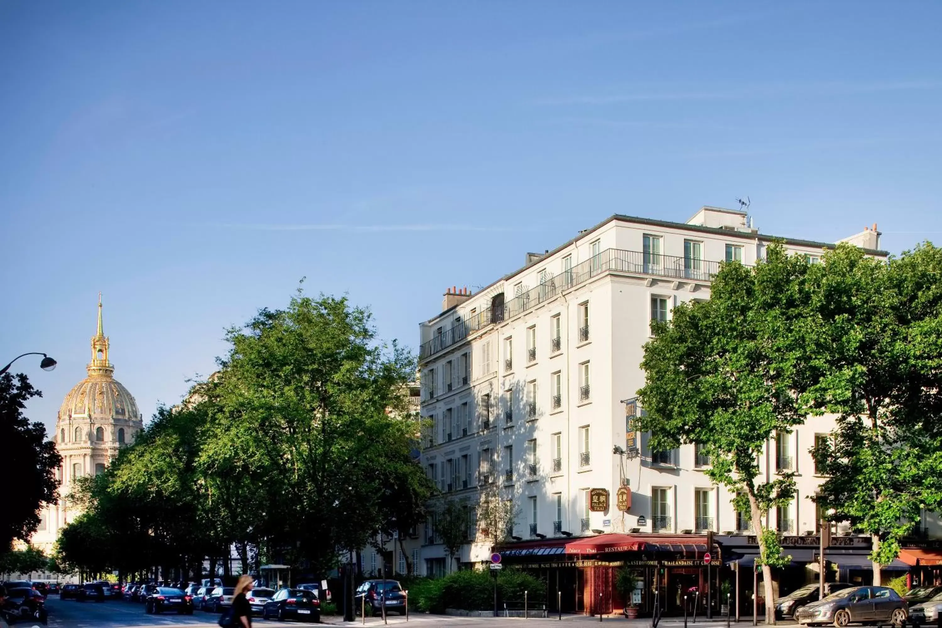 Nearby landmark, Property Building in Hotel Duquesne Eiffel