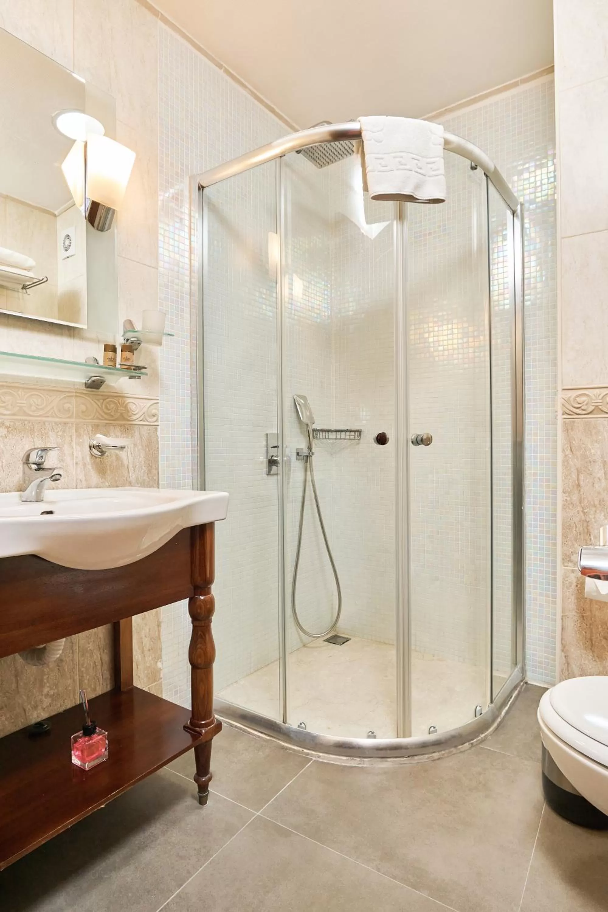 Bathroom in Best Western Empire Palace Hotel & Spa