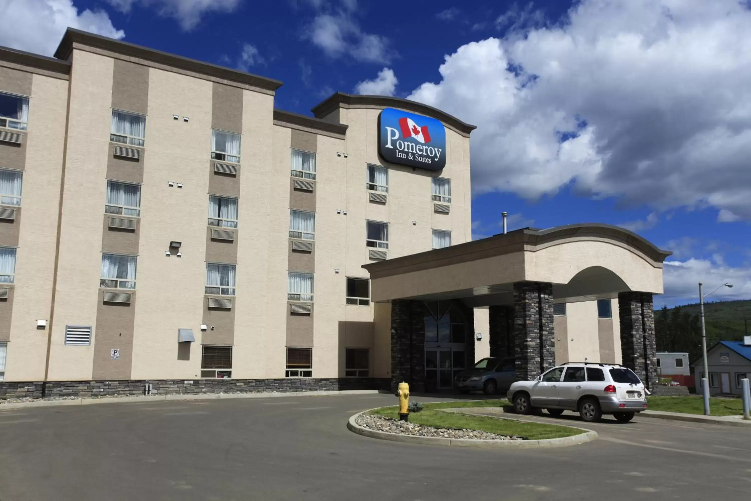 Facade/entrance, Property Building in Pomeroy Inn and Suites Chetwynd