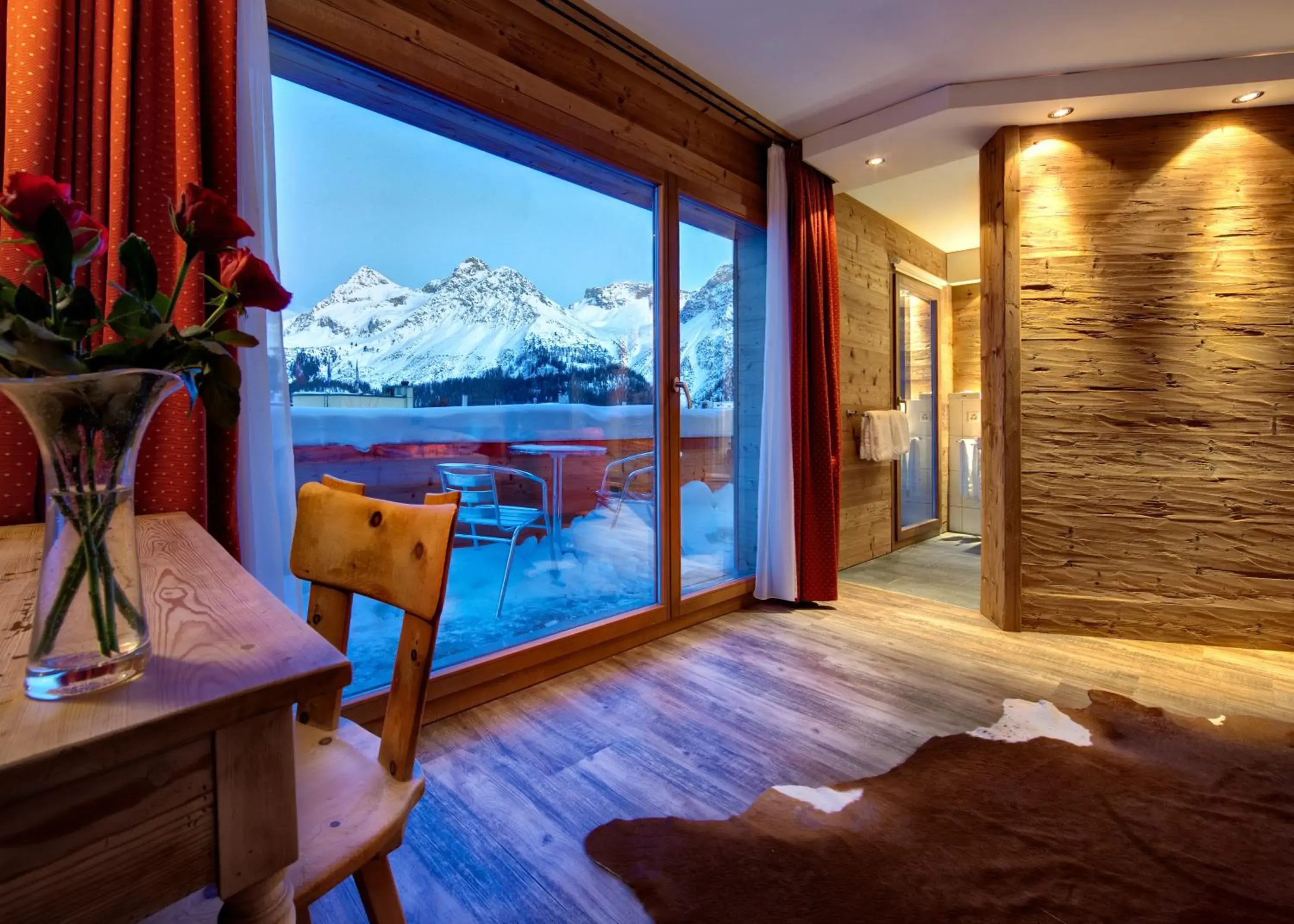 Photo of the whole room in Arosa Vetter Hotel