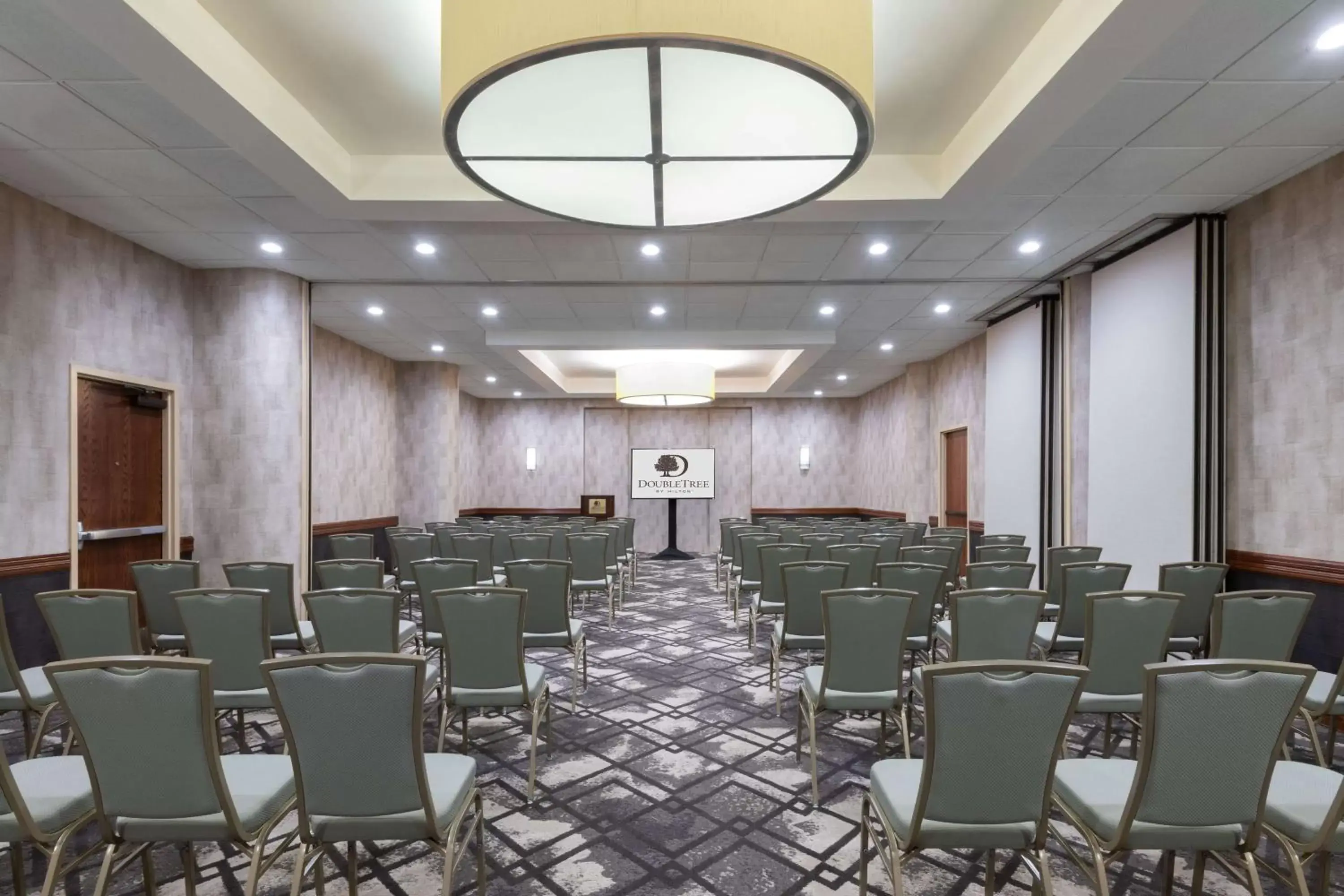 Meeting/conference room in DoubleTree by Hilton Hotel Denver - Aurora