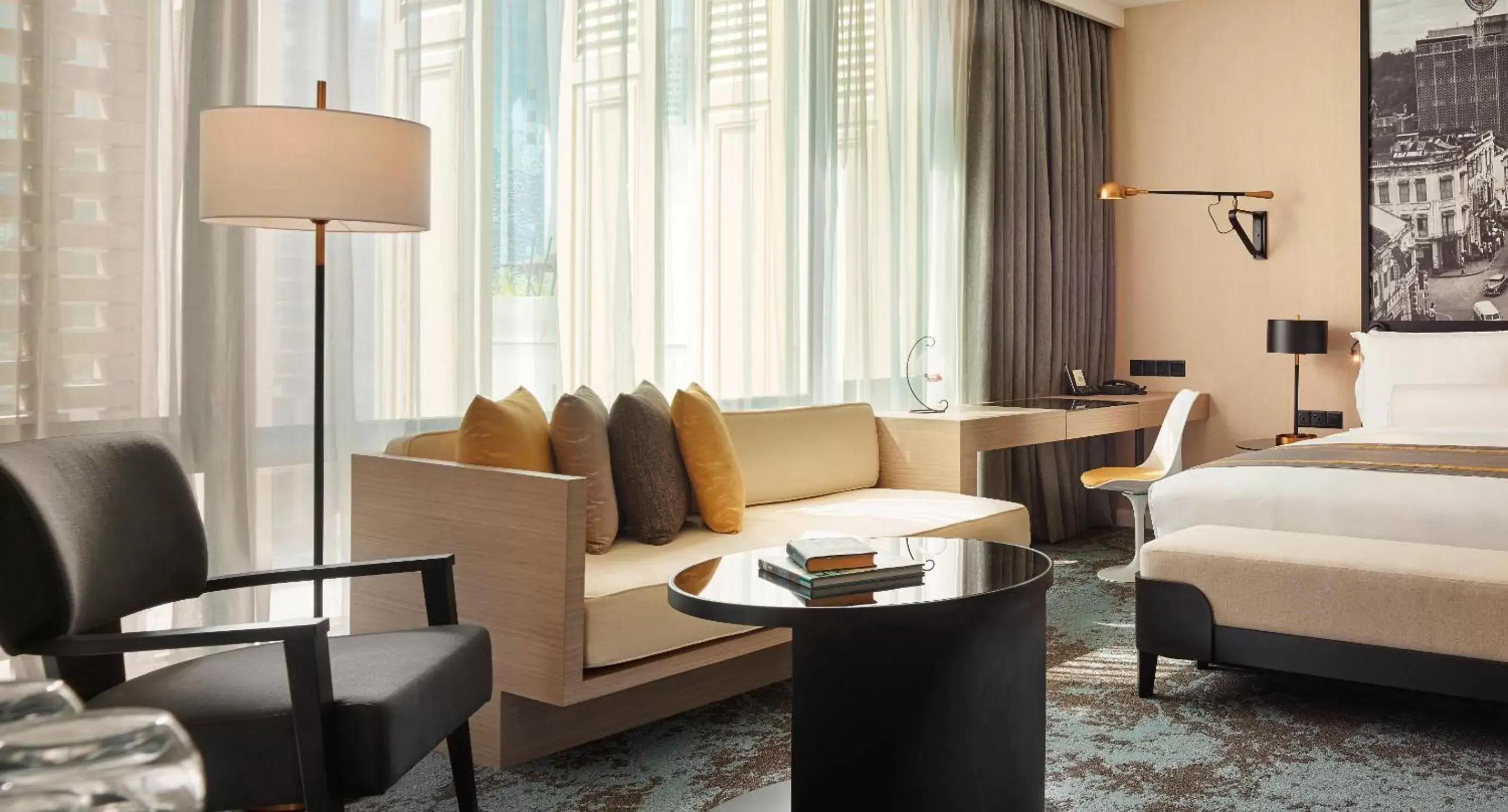 Bedroom, Seating Area in Hotel Stripes Kuala Lumpur, Autograph Collection