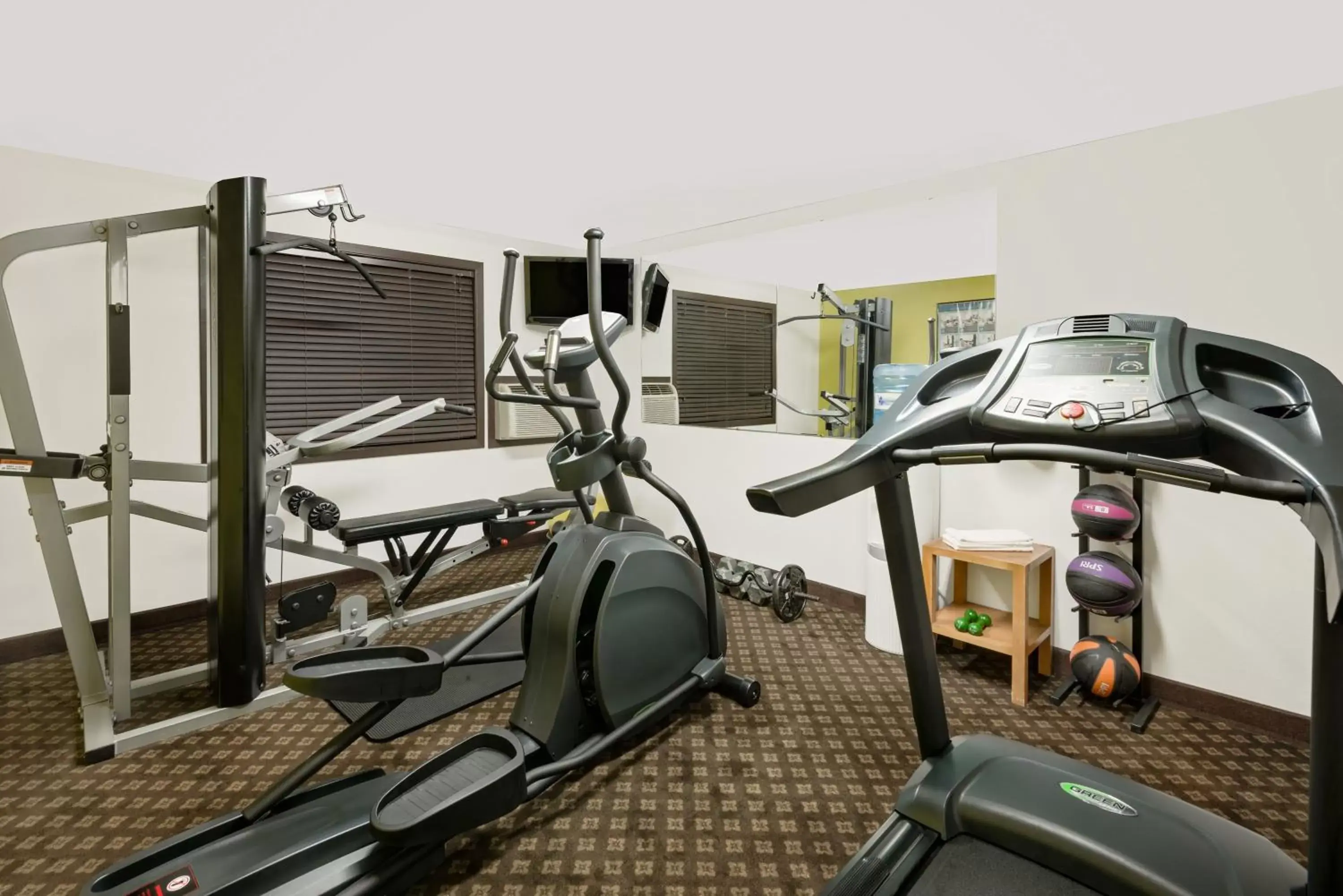 Fitness centre/facilities, Fitness Center/Facilities in Days Inn by Wyndham Fort Dodge