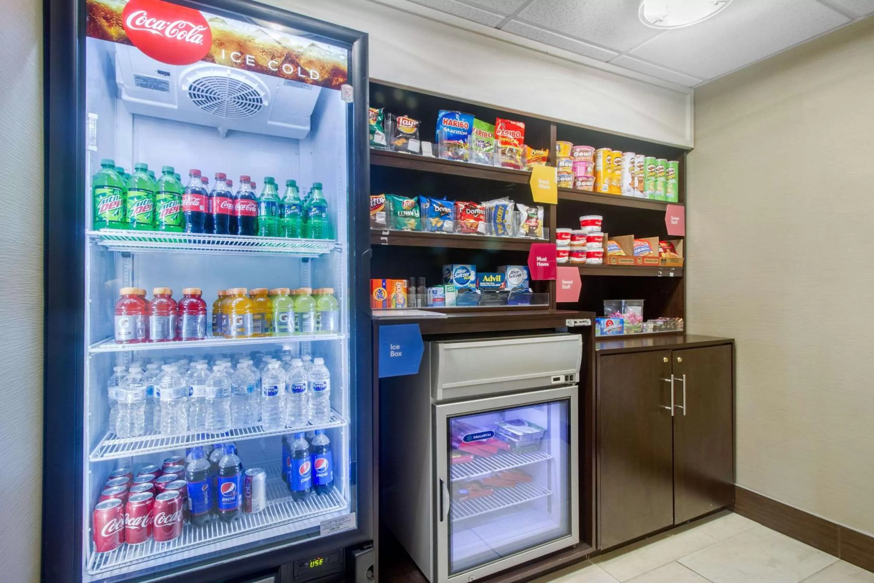 Other, Supermarket/Shops in Comfort Suites Danville