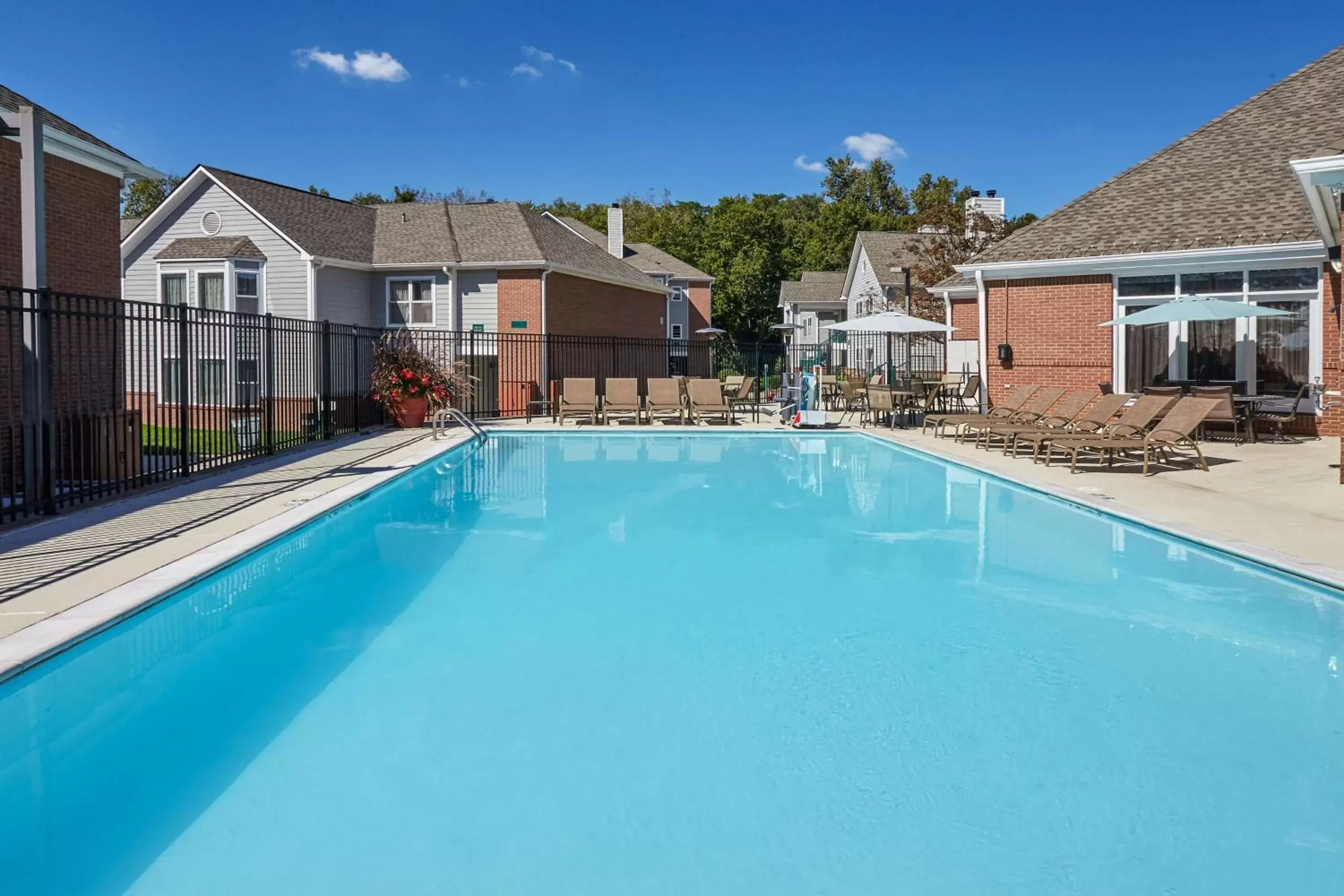 Pool view, Swimming Pool in Homewood Suites by Hilton Indianapolis At The Crossing