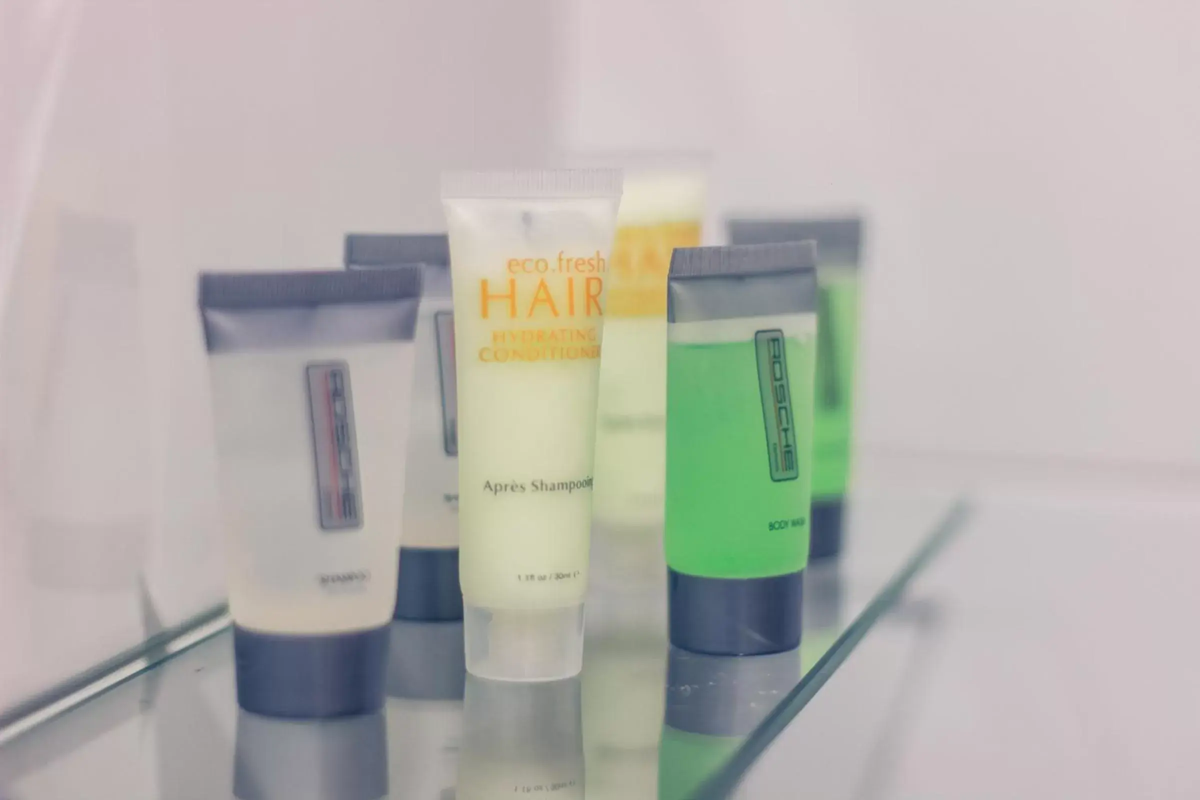 Shower in The Premier Hotel Broadmeadow Shower in The Premier Hotel Broadmeadow