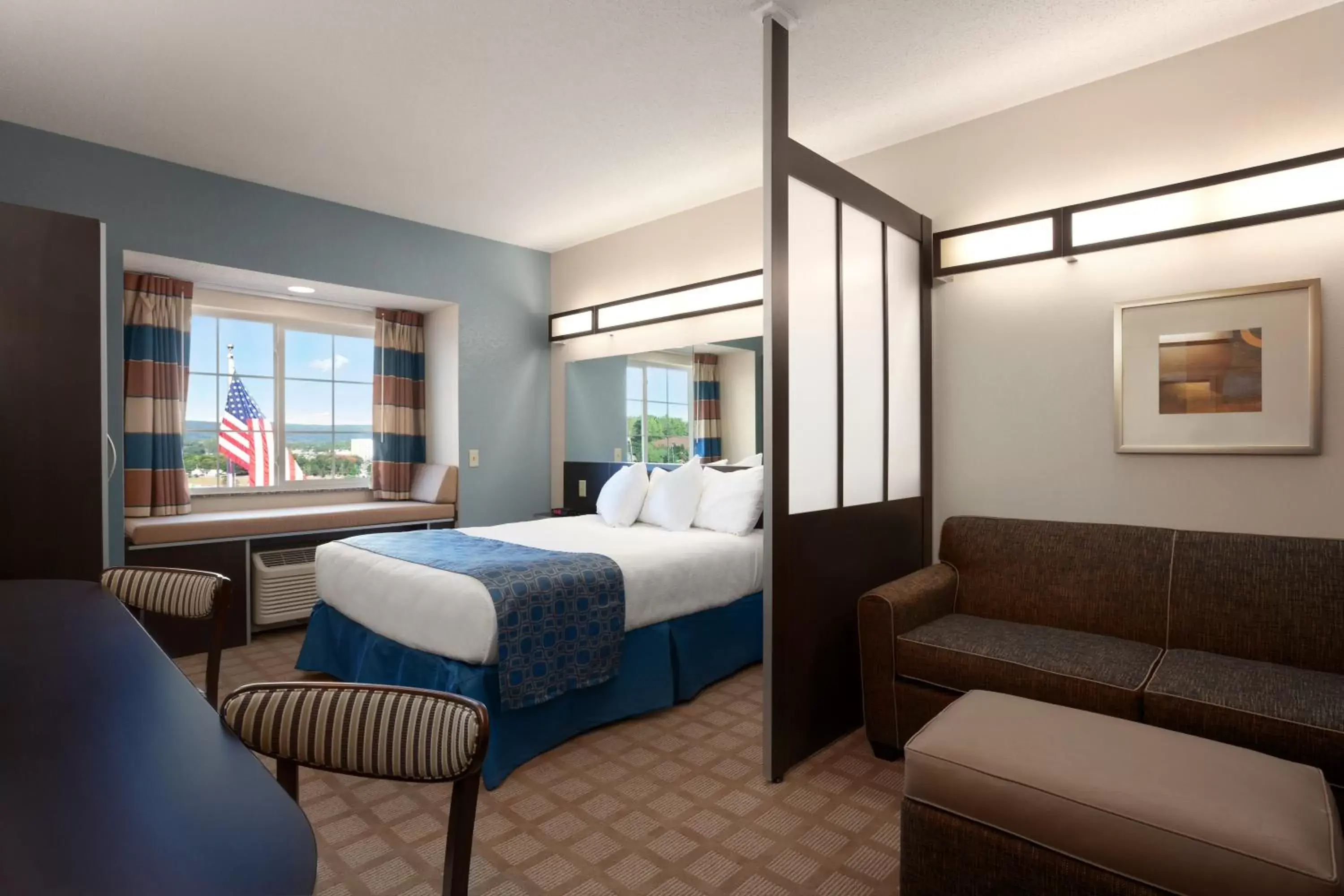 Bed in Microtel Inn & Suites by Wyndham Wilkes Barre