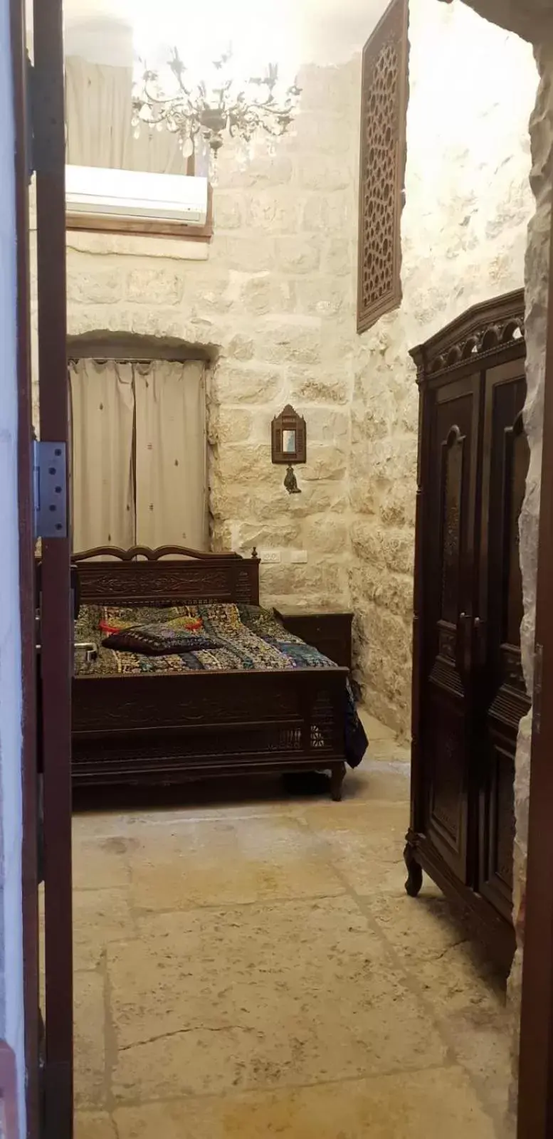 Bedroom in Jerusalem Hotel
