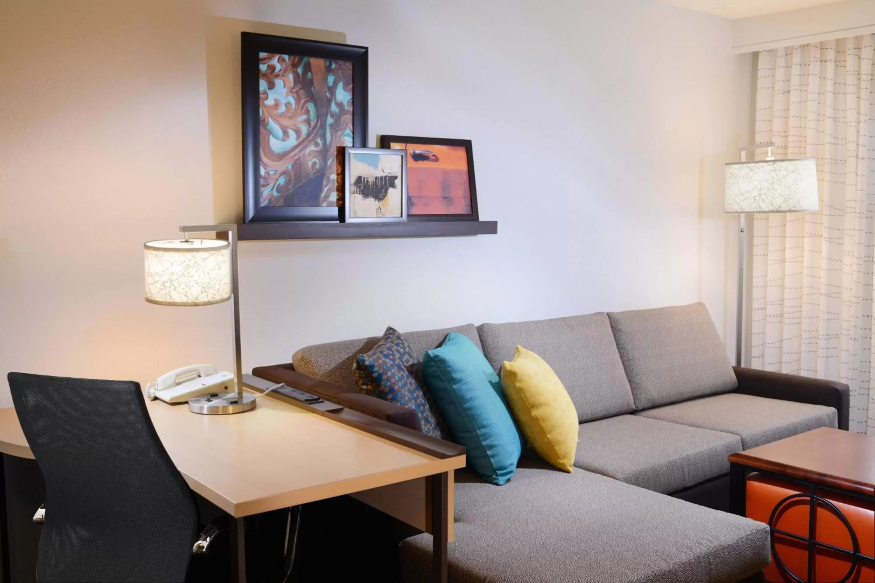 Living room, Seating Area in Residence Inn by Marriott Dallas Plano/Legacy