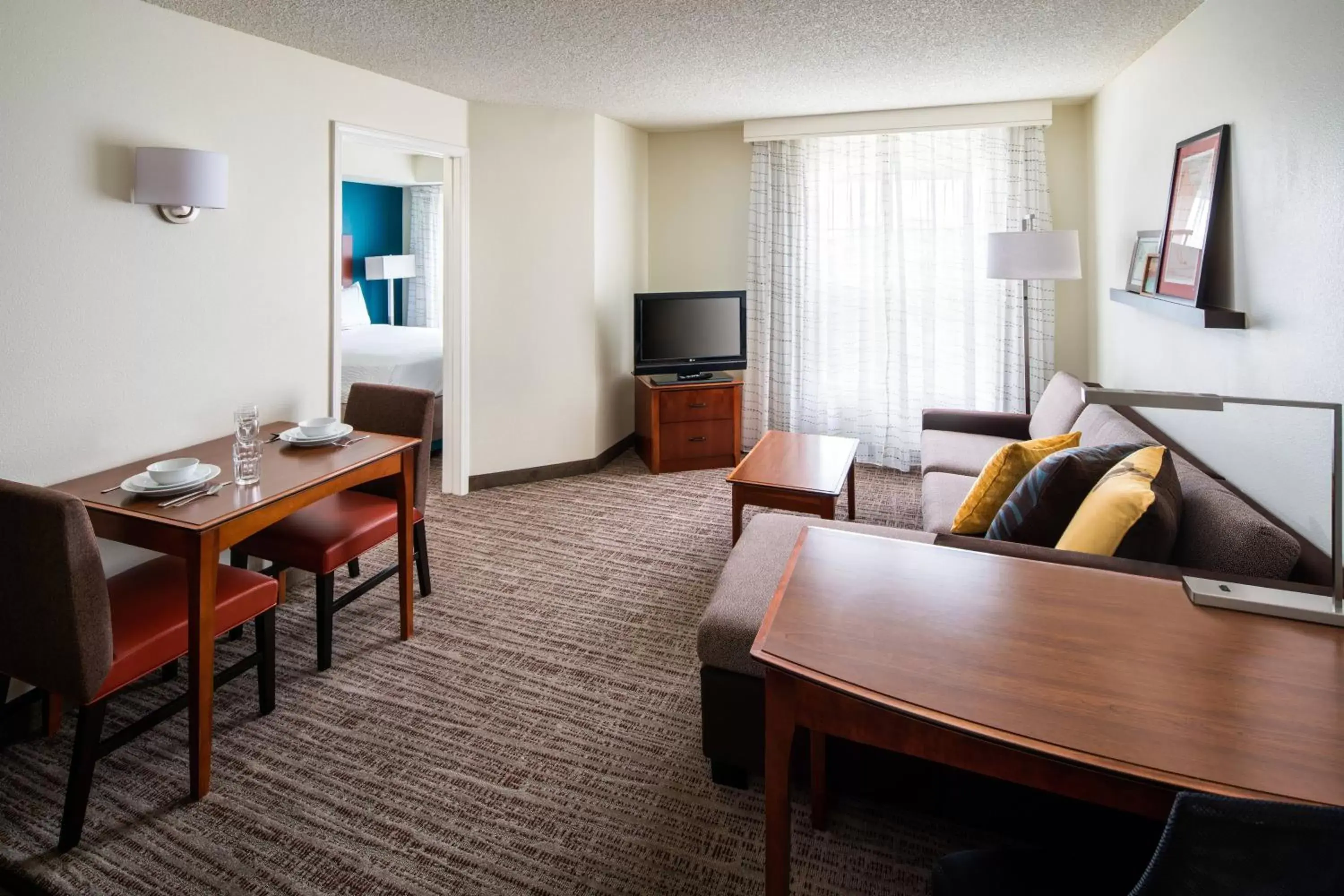 Bedroom, Seating Area in Residence Inn by Marriott Cypress Los Alamitos