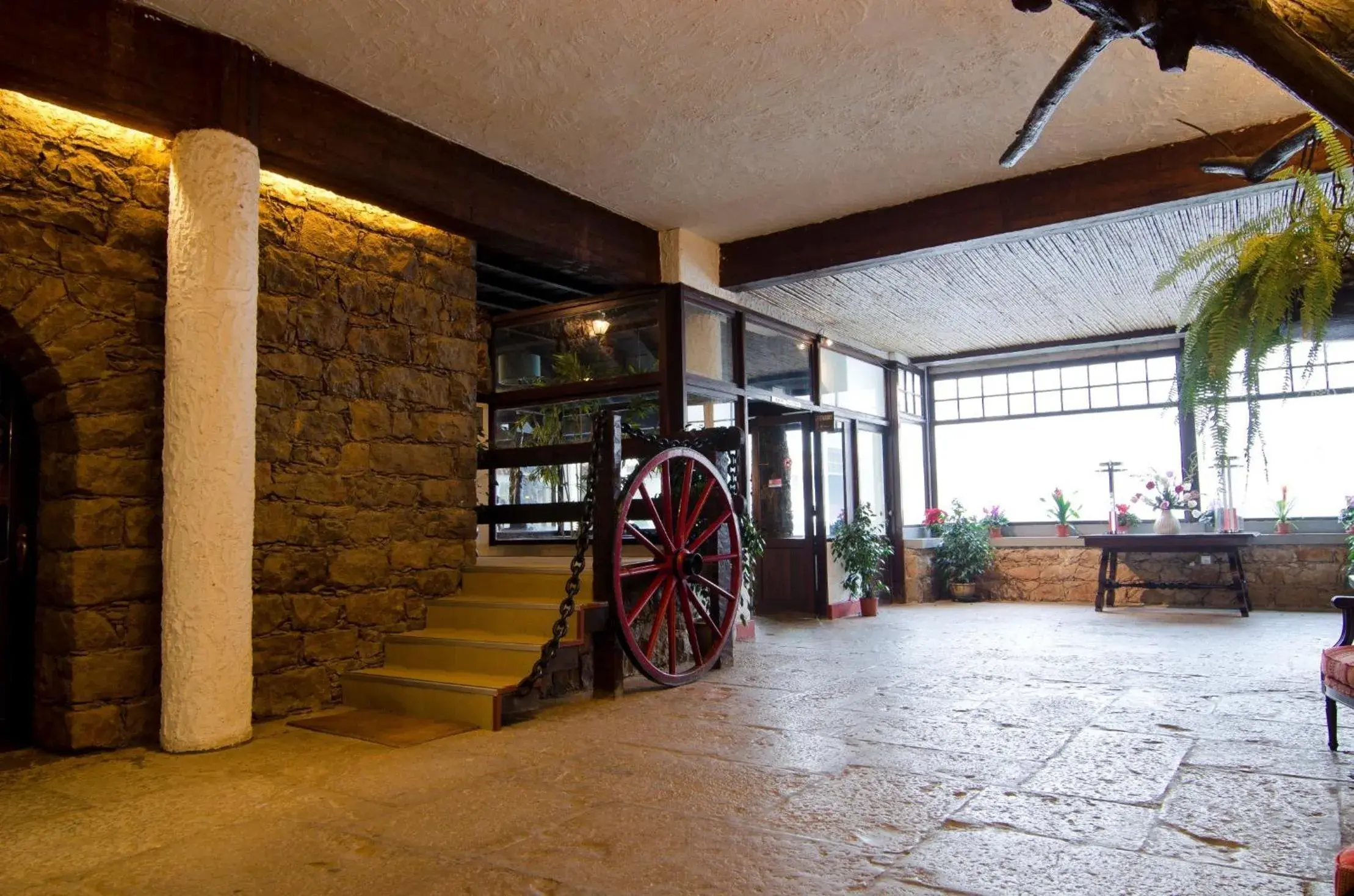 Lobby or reception in Estalagem Muchaxo Hotel