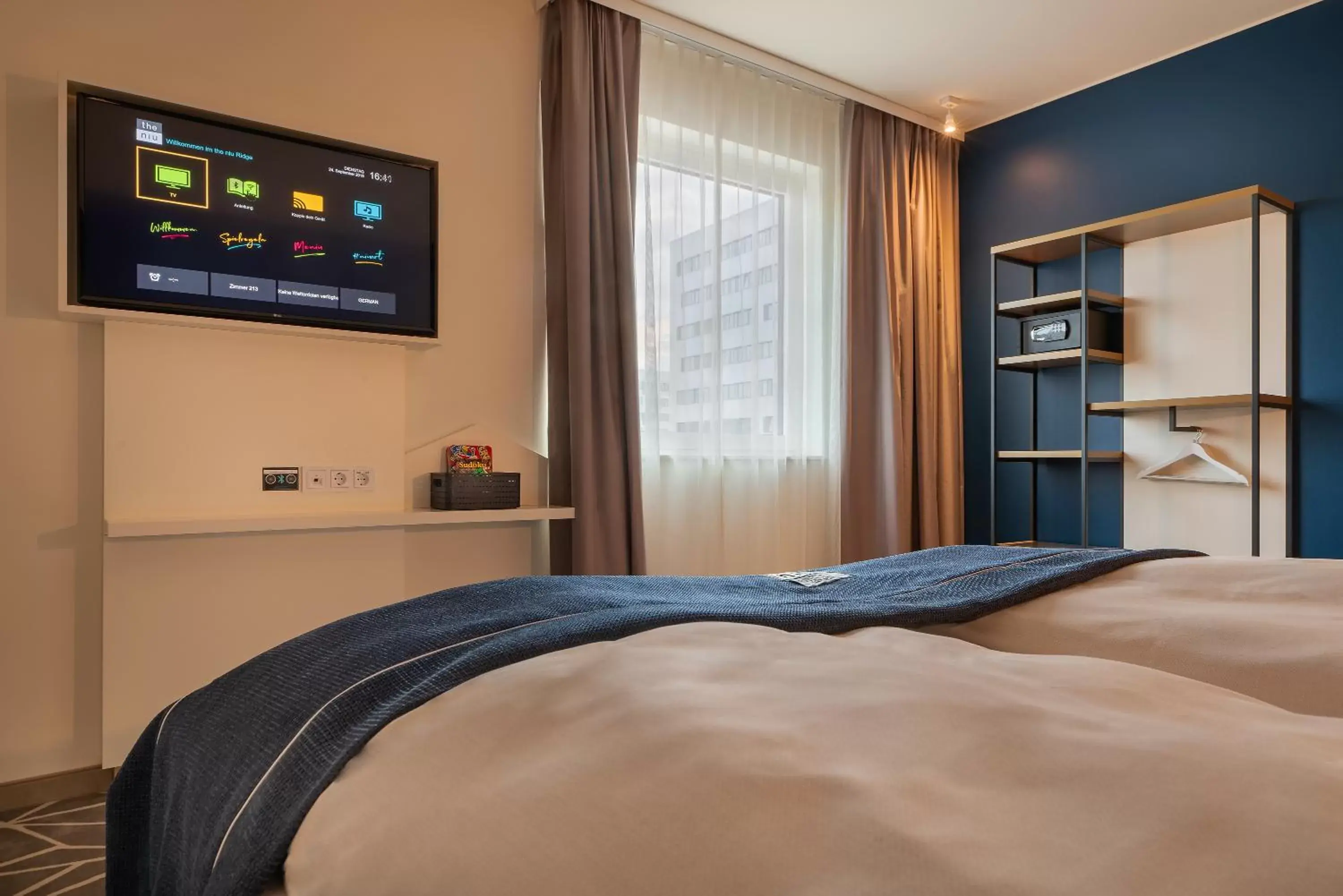 Bedroom, Bed in Holiday Inn - the niu, Ridge Halle Central Station by IHG Bedroom, Bed in Holiday Inn - the niu, Ridge Halle Central Station by IHG