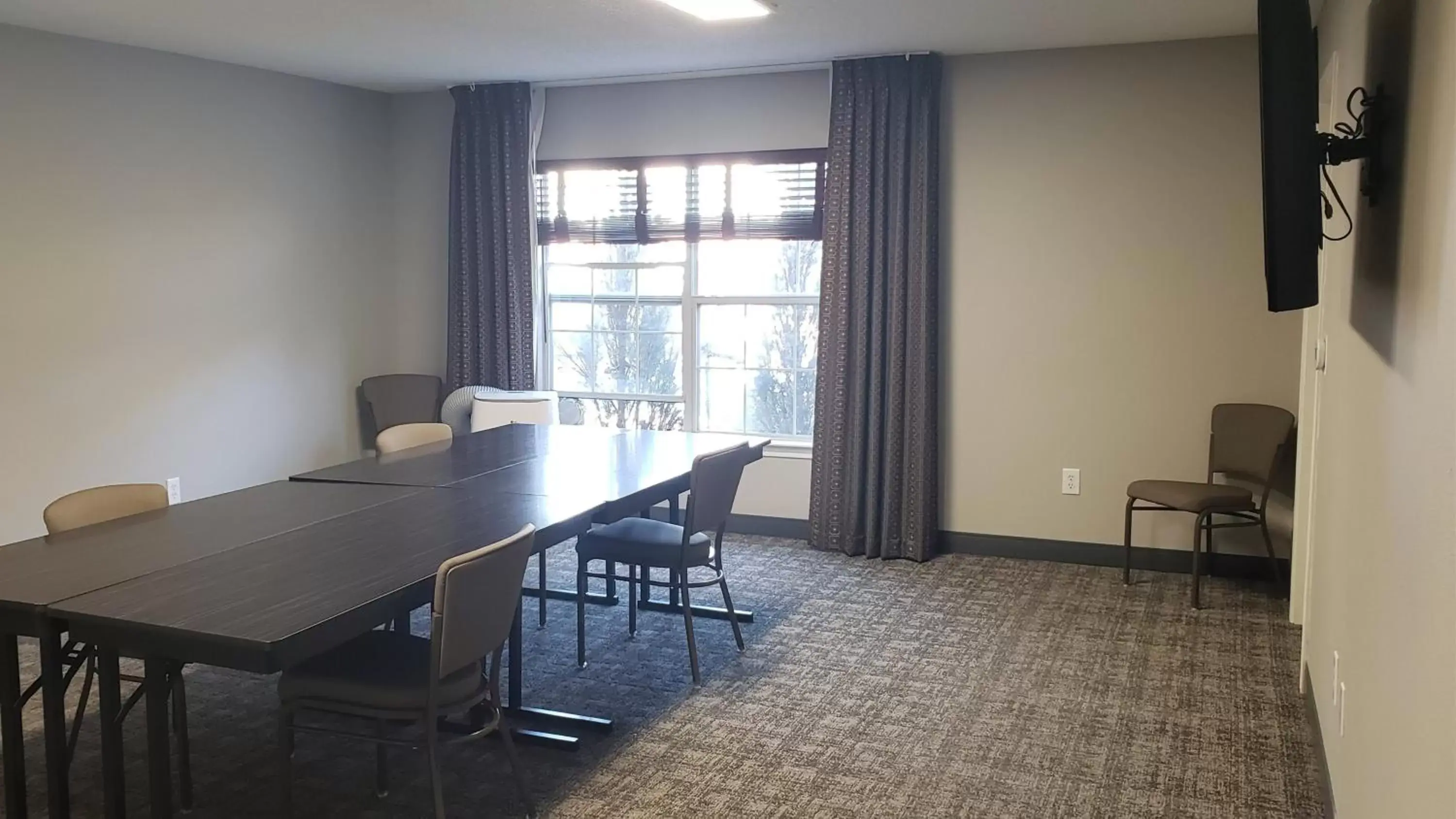 Meeting/conference room in Staybridge Suites Denver Tech Center, an IHG Hotel