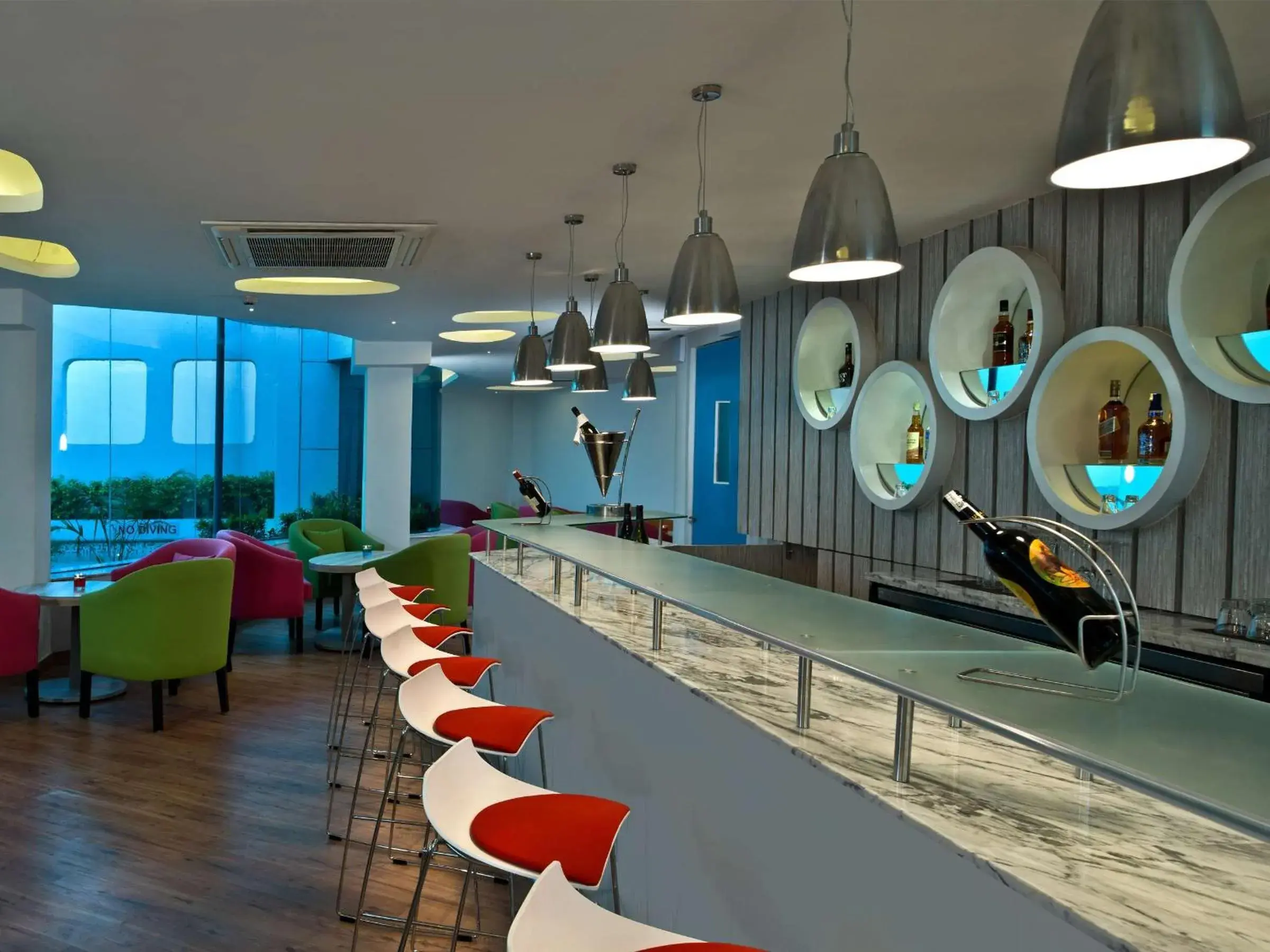 Lounge or bar in Park Inn by Radisson New Delhi IP Extension