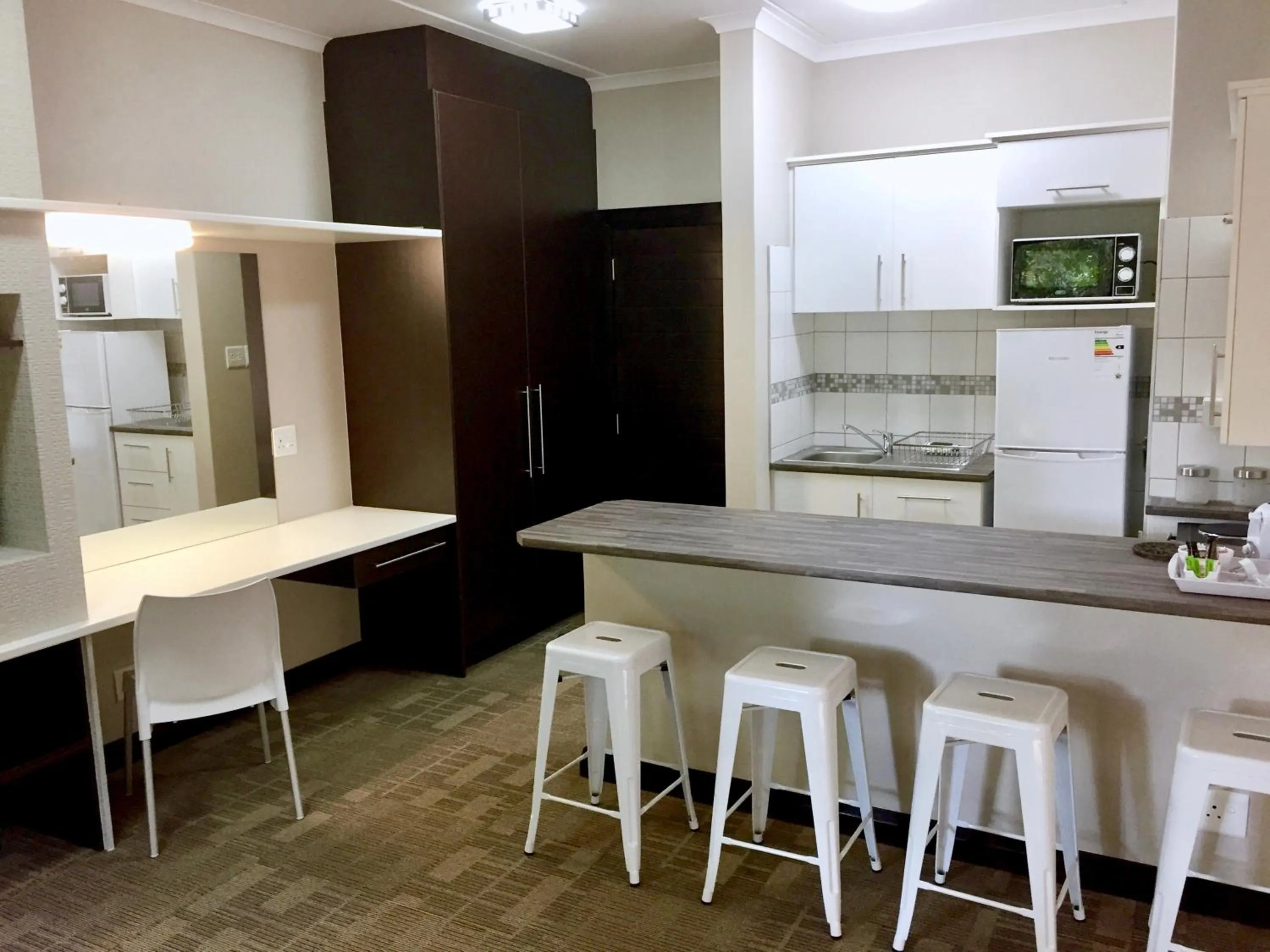 Kitchen or kitchenette in The Hub Urban Hotel