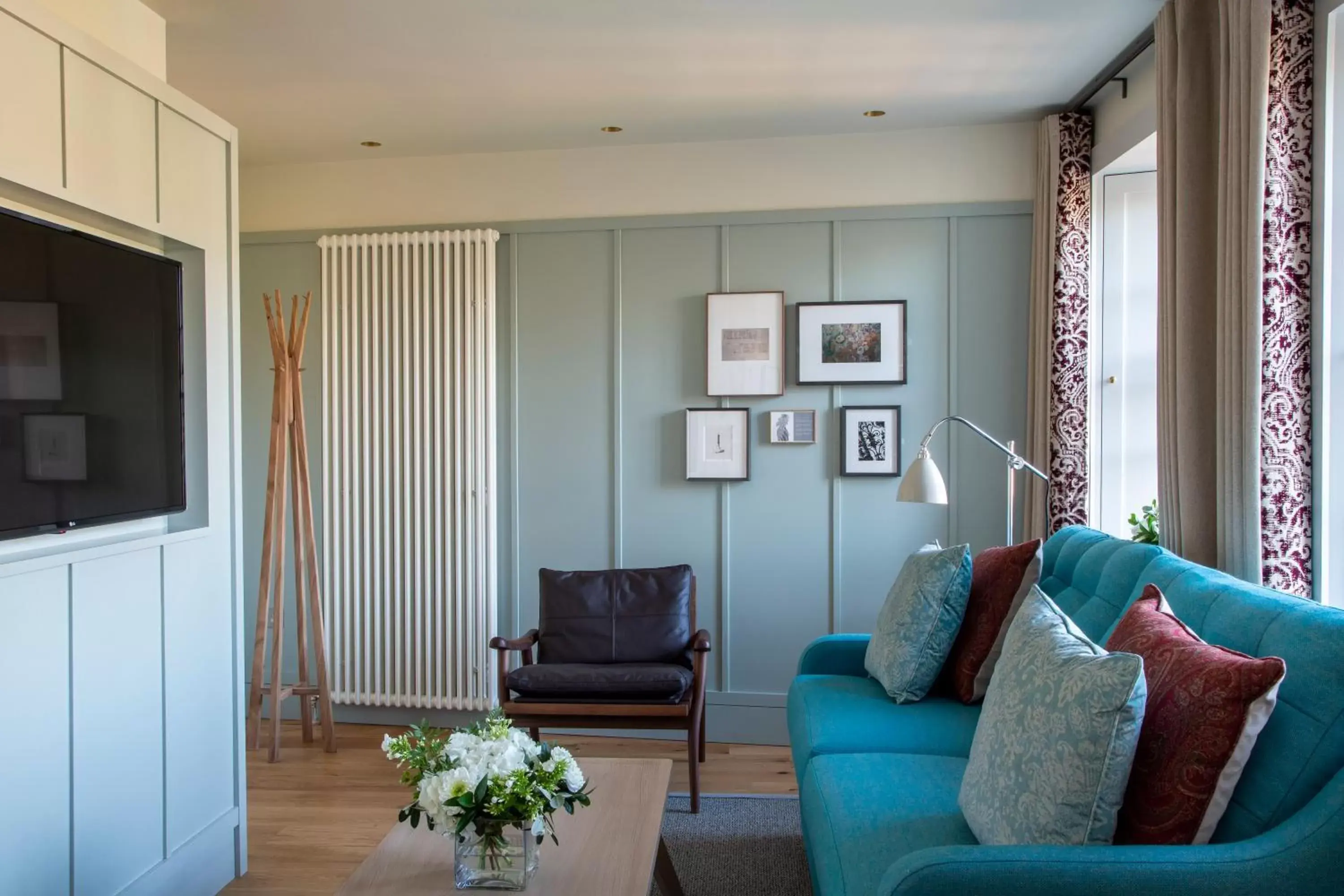 Living room, Seating Area in Cheval Abbey Strand Apartments, at Holyrood