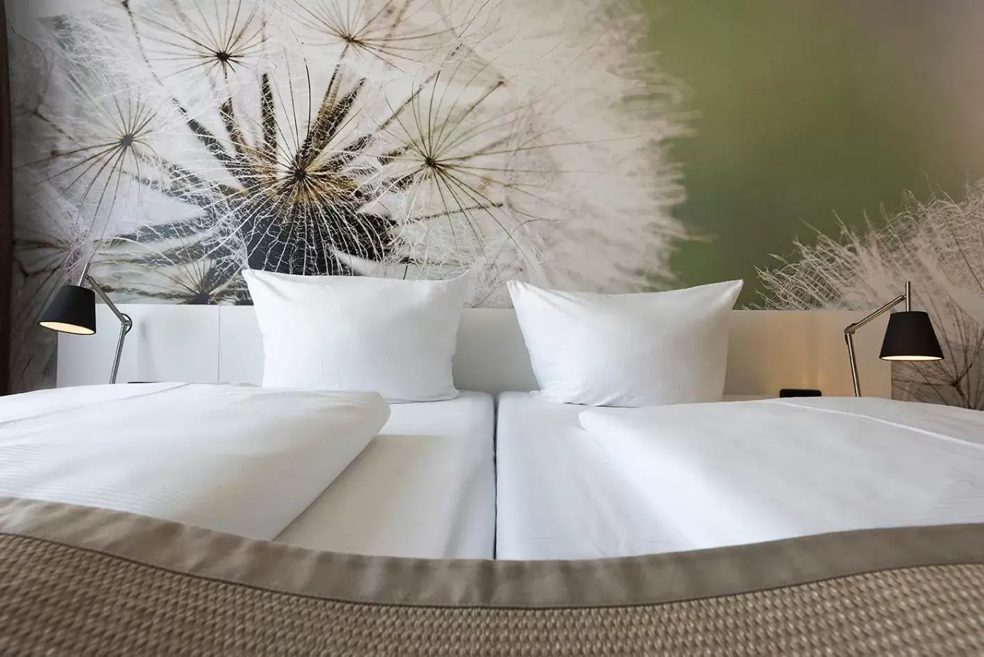 Decorative detail, Bed in Days Inn Dessau Decorative detail, Bed in Days Inn Dessau