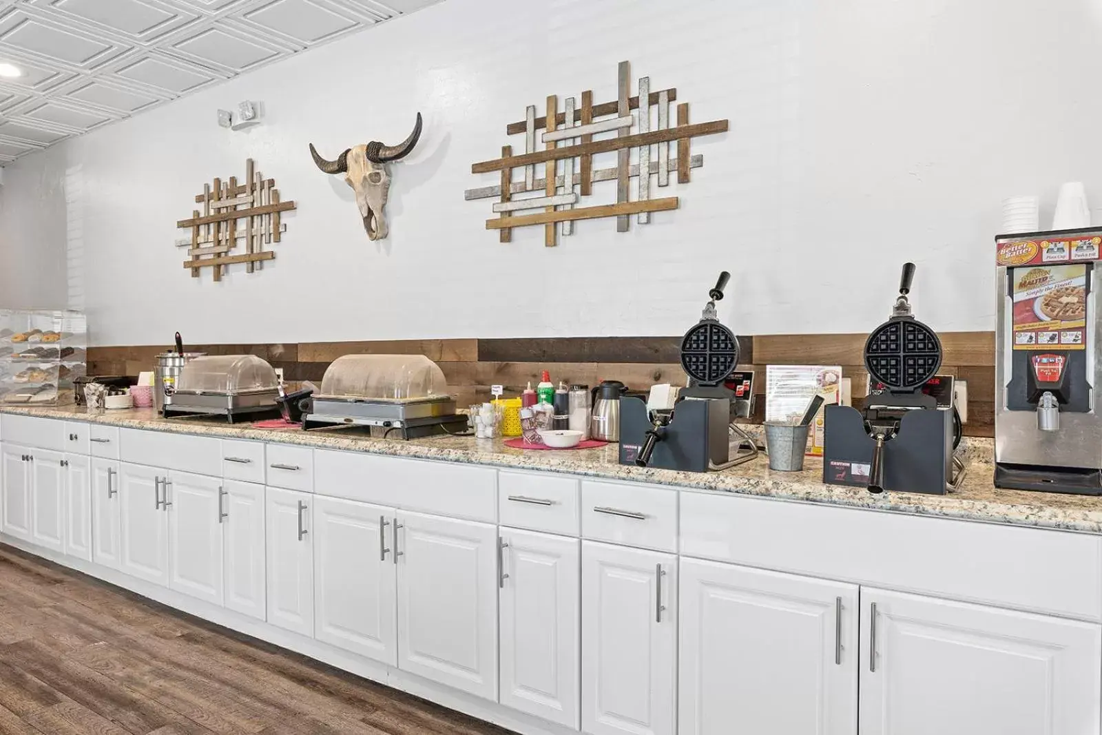 Buffet breakfast in GreenTree Inn Prescott Valley Buffet breakfast in GreenTree Inn Prescott Valley