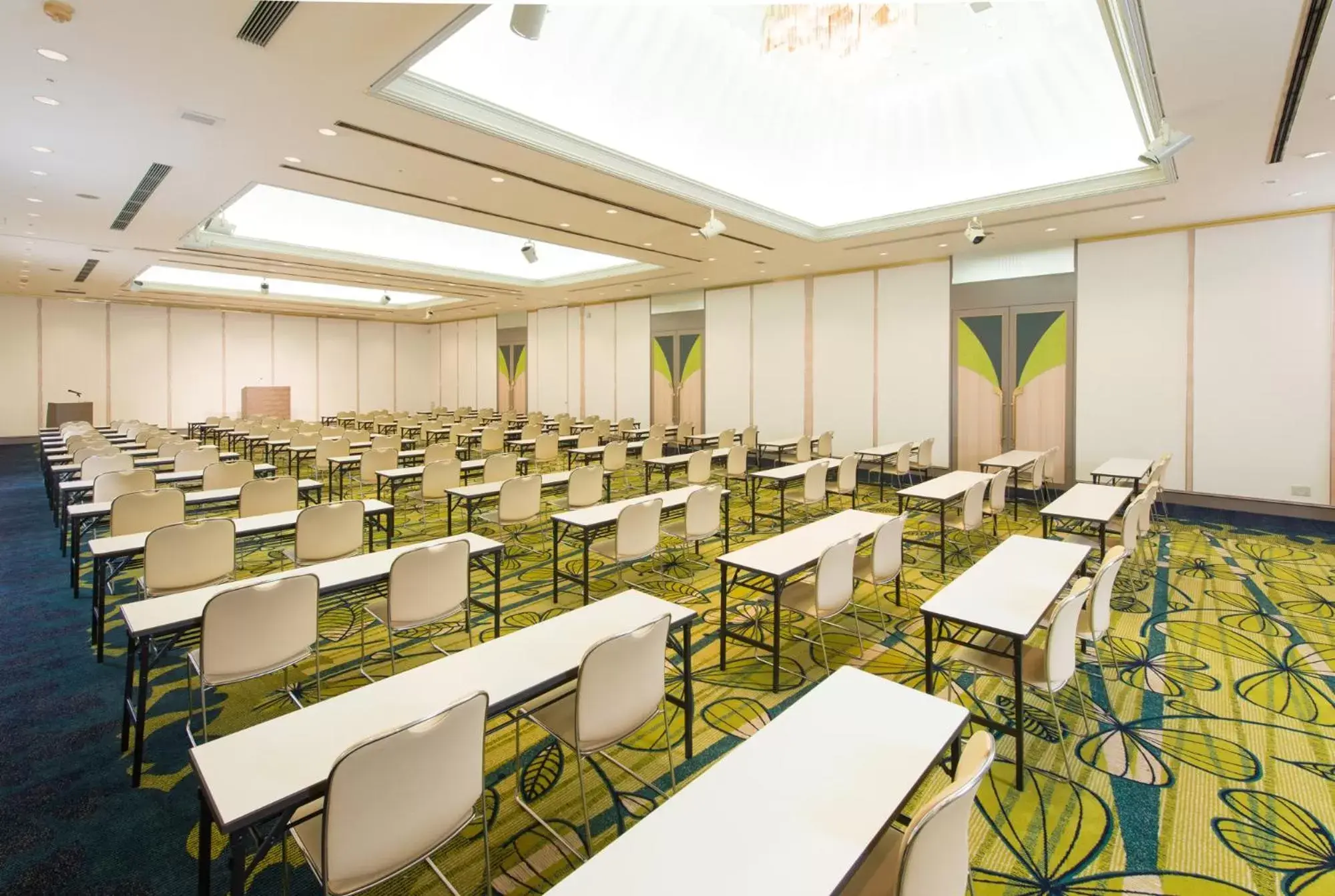 Meeting/conference room in Hotel Keihan Kyobashi Grande