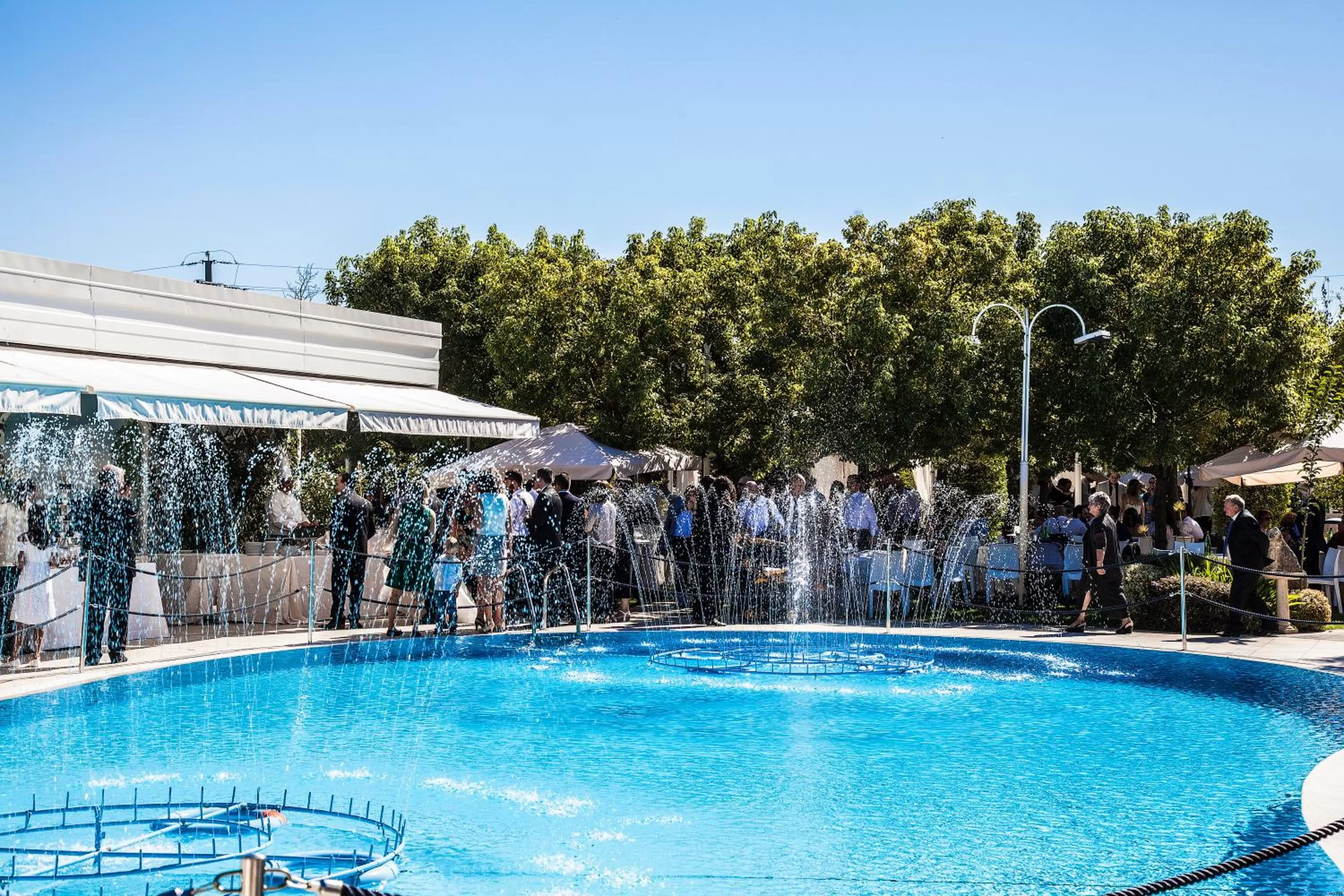 Swimming pool in Edra Palace Hotel & Ristorante