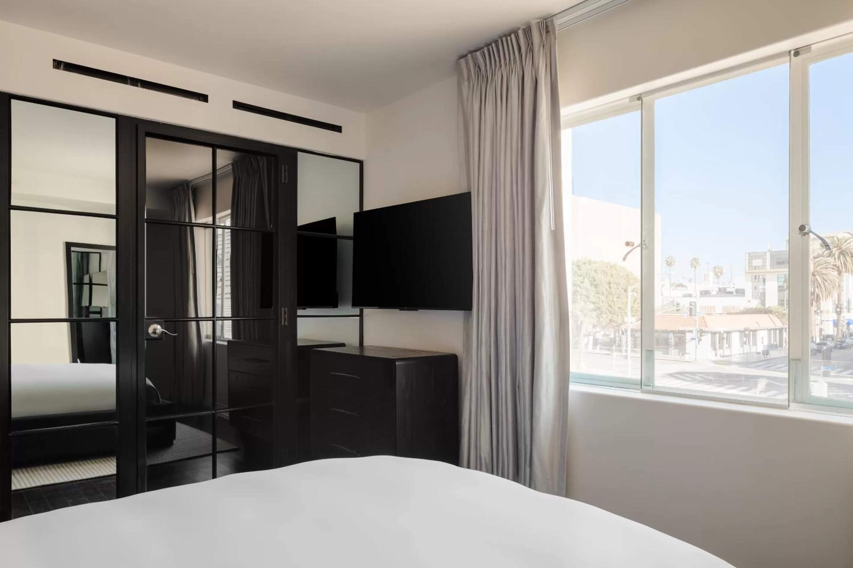 Queen Room in The Eden