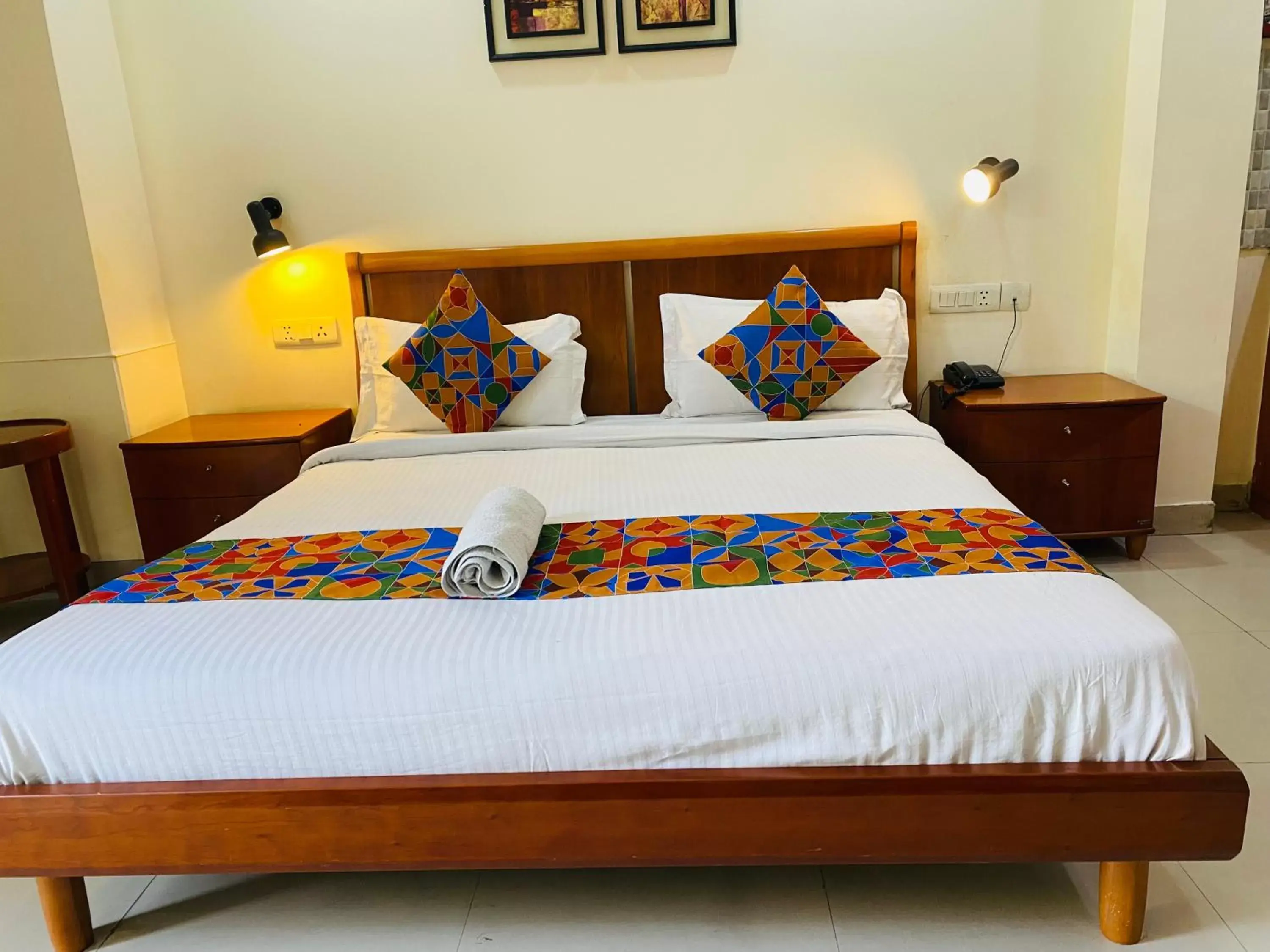 Deluxe Suite in Qotel Hotel Noida Sector 51 Deluxe Suite in Qotel Hotel Noida Sector 51