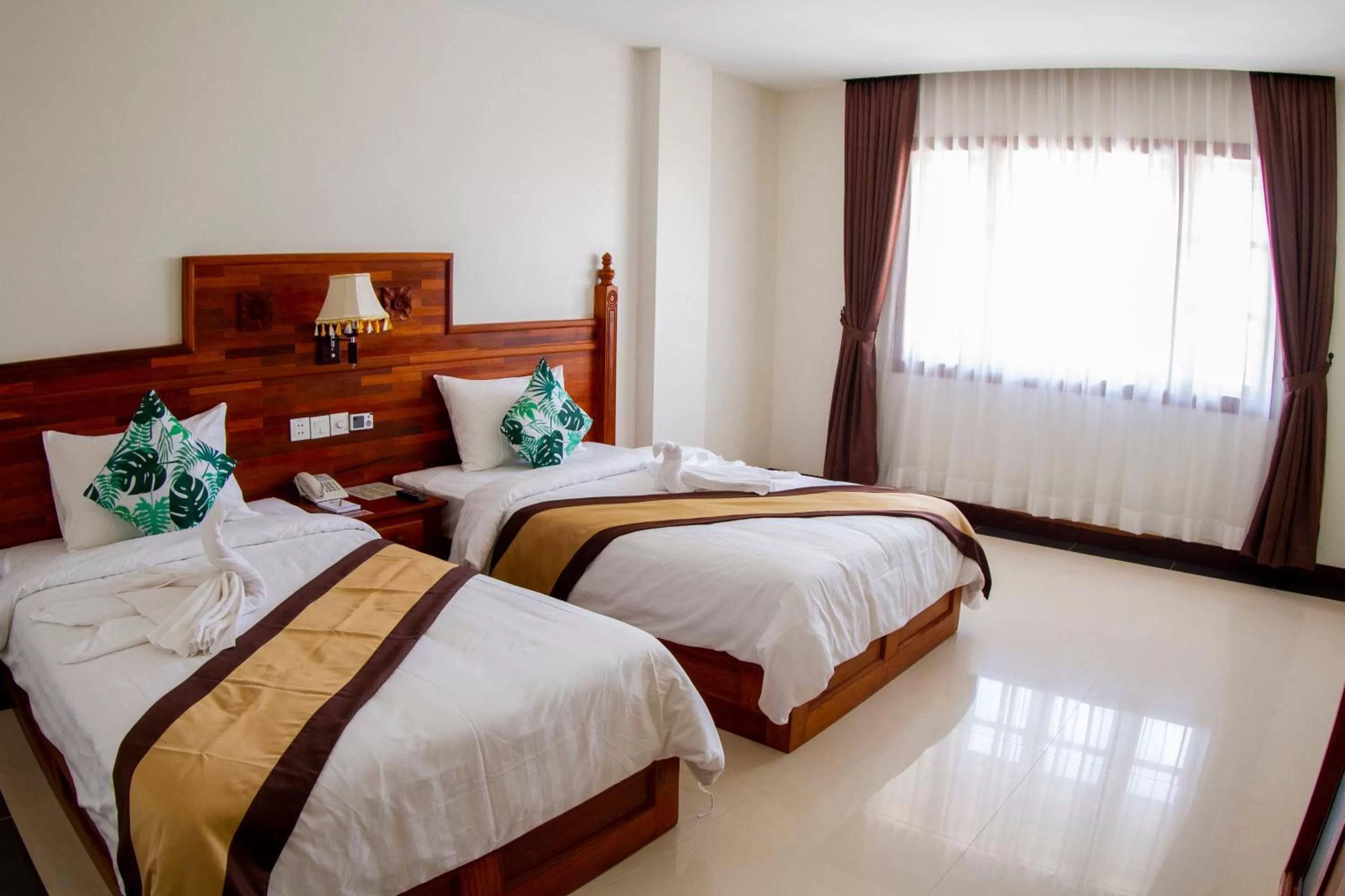 Living room, Bed in Kampong Thom Palace Hotel