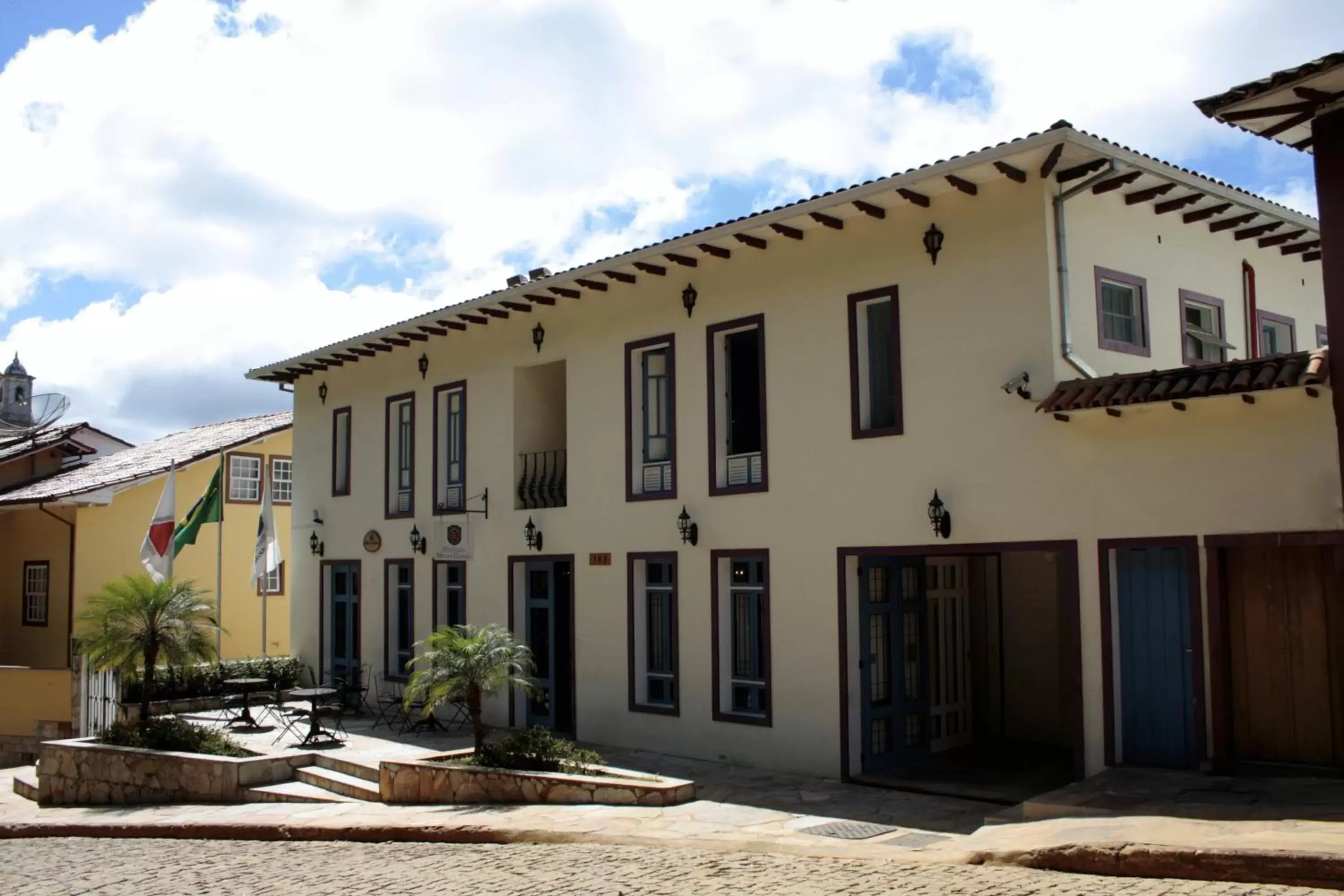 Facade/entrance, Property Building in Hotel Pousada Minas Gerais