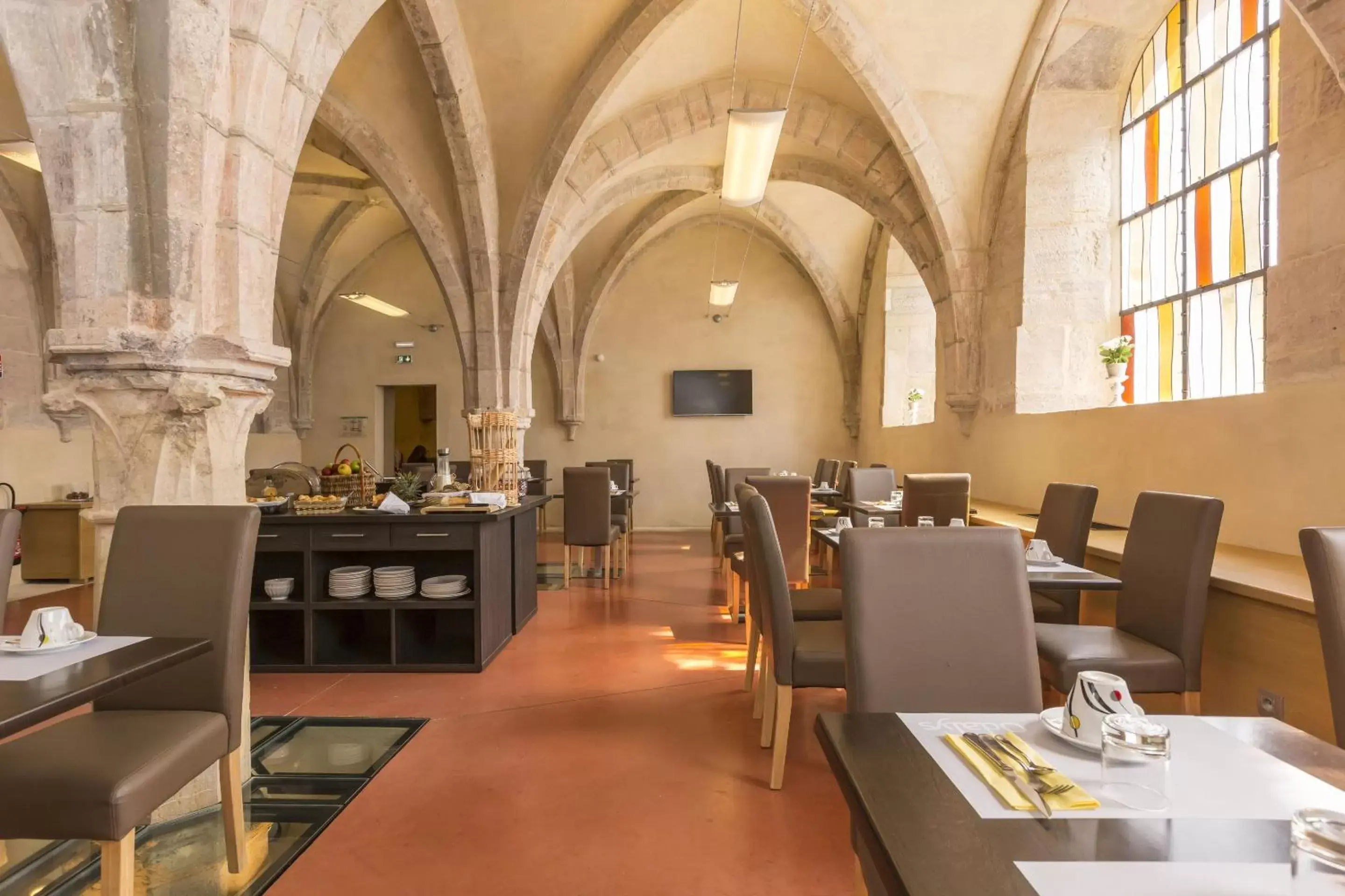 Buffet breakfast, Restaurant/Places to Eat in Odalys City Dijon Les Cordeliers